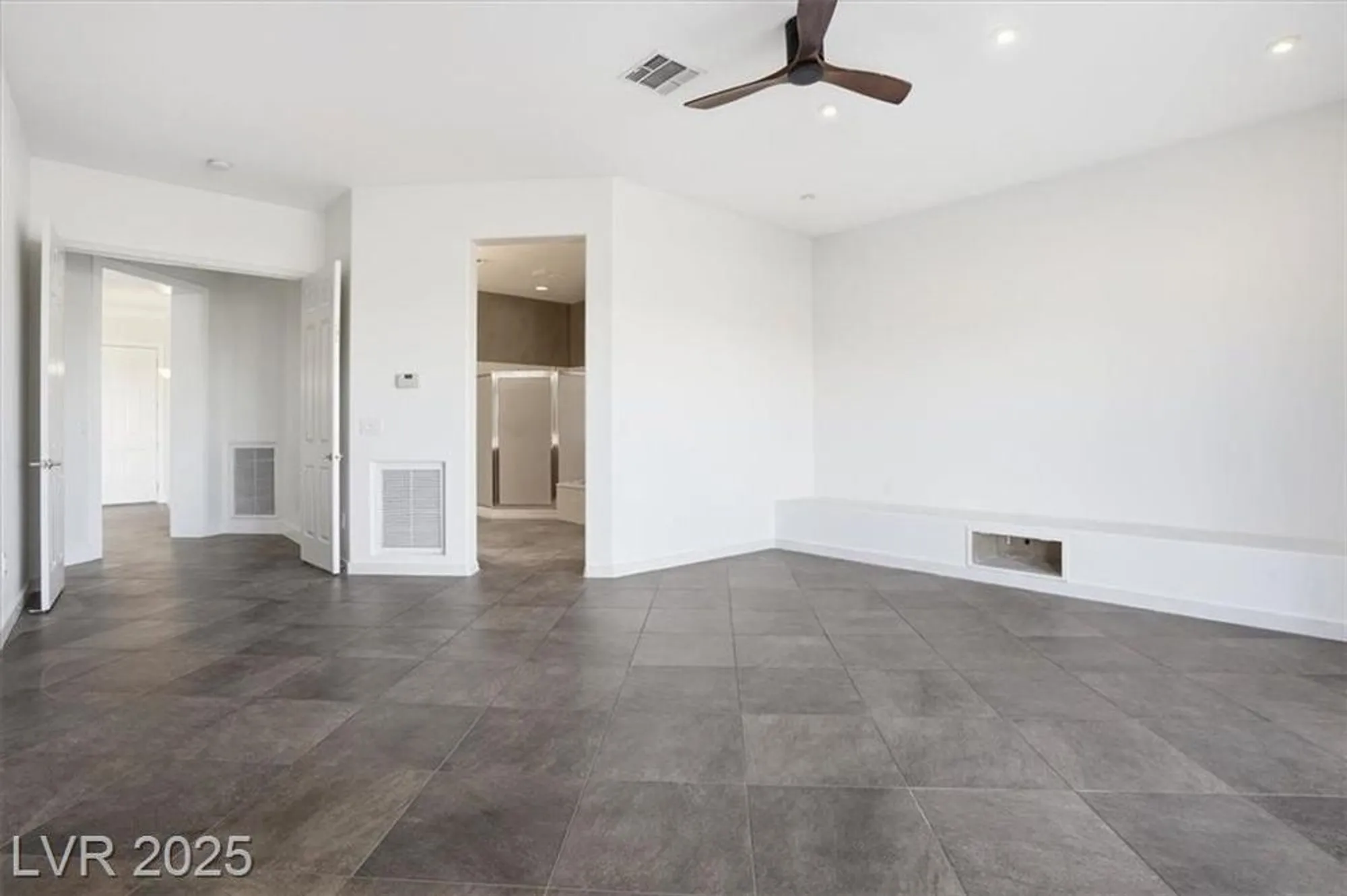 Property Slideshow image 21 of 56 | 2874 hartwick pines dr, Henderson, NV, 89052