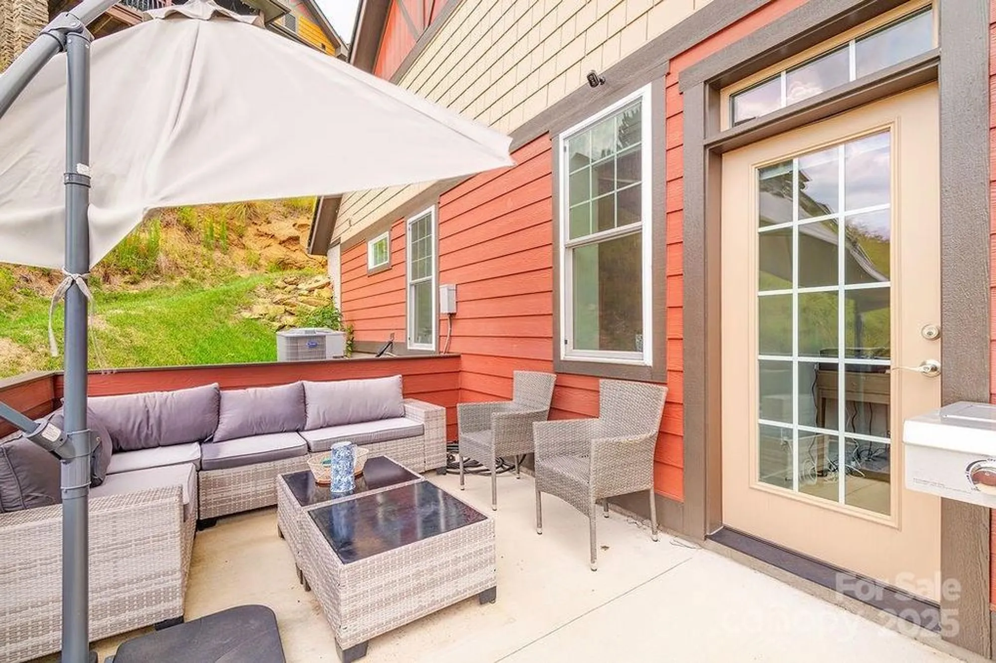 Property Slideshow image 29 of 34 | 64 creekside view dr, Asheville, NC, 28804