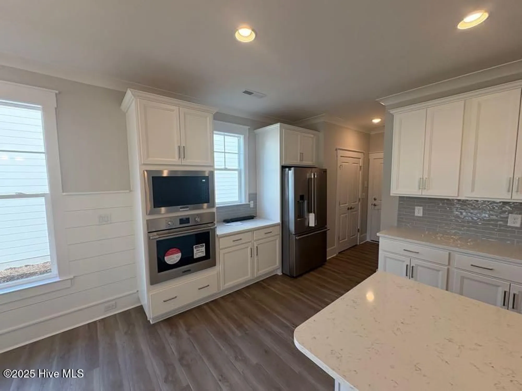 Property Slideshow image 13 of 34 | 335 longhill dr, Wilmington, NC, 28412