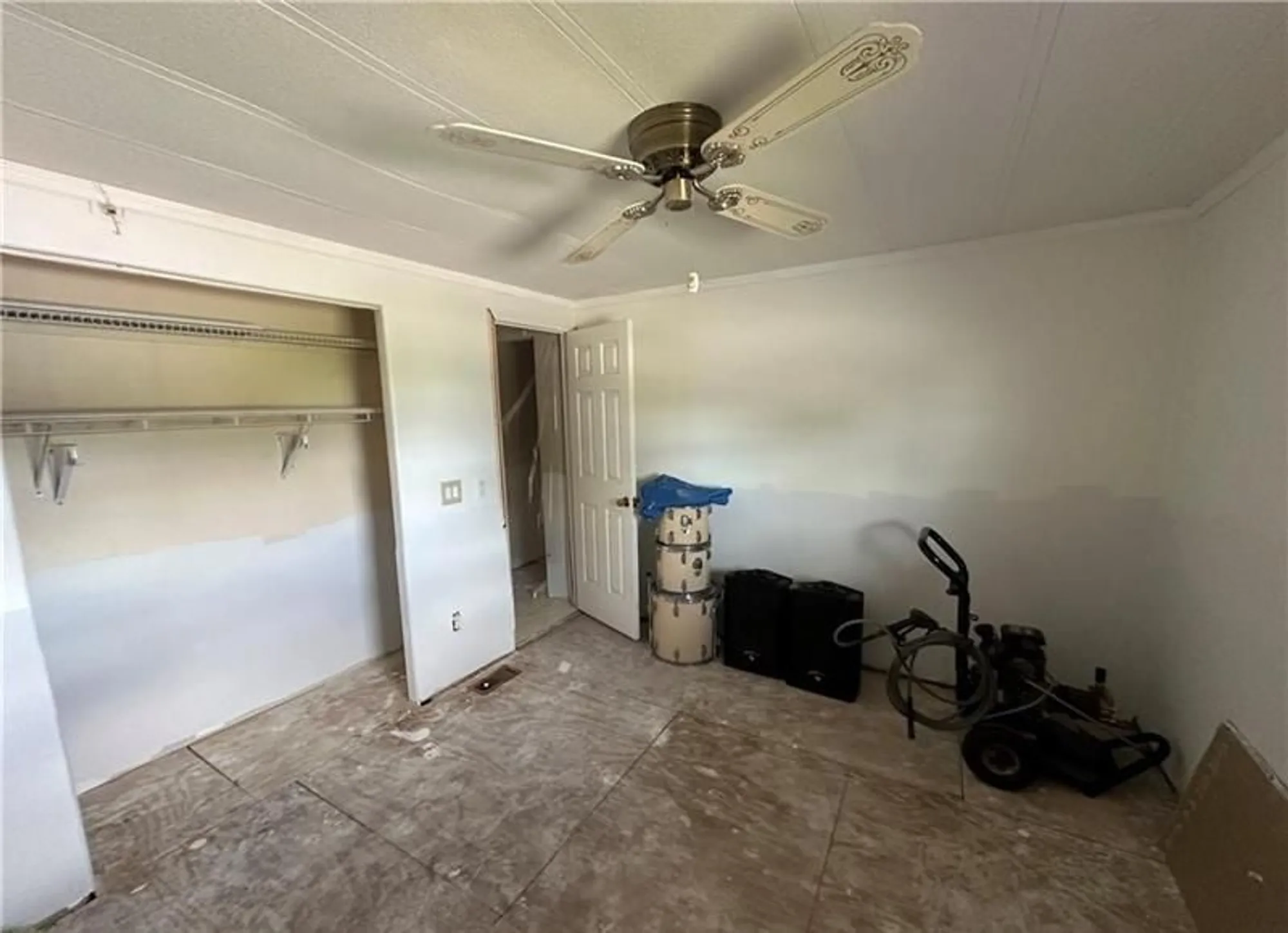 Property Slideshow image 17 of 39 | 14700 patrick henry rd # 1, North Fort Myers, FL, 33917