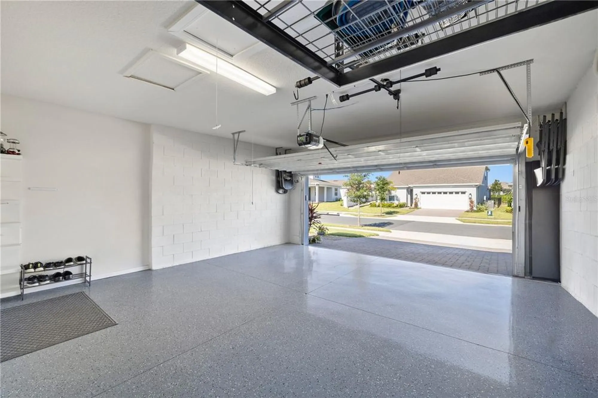 Property Slideshow image 46 of 70 | 15162 canopy cove dr, Winter Garden, FL, 34787