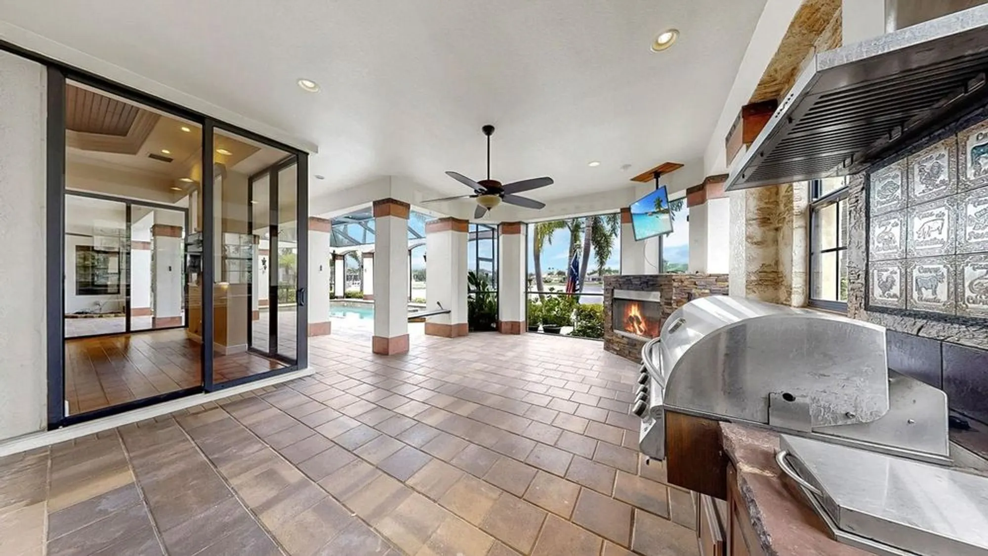 Property Slideshow image 76 of 82 | 5417 tybee island dr, Apollo Beach, FL, 33572