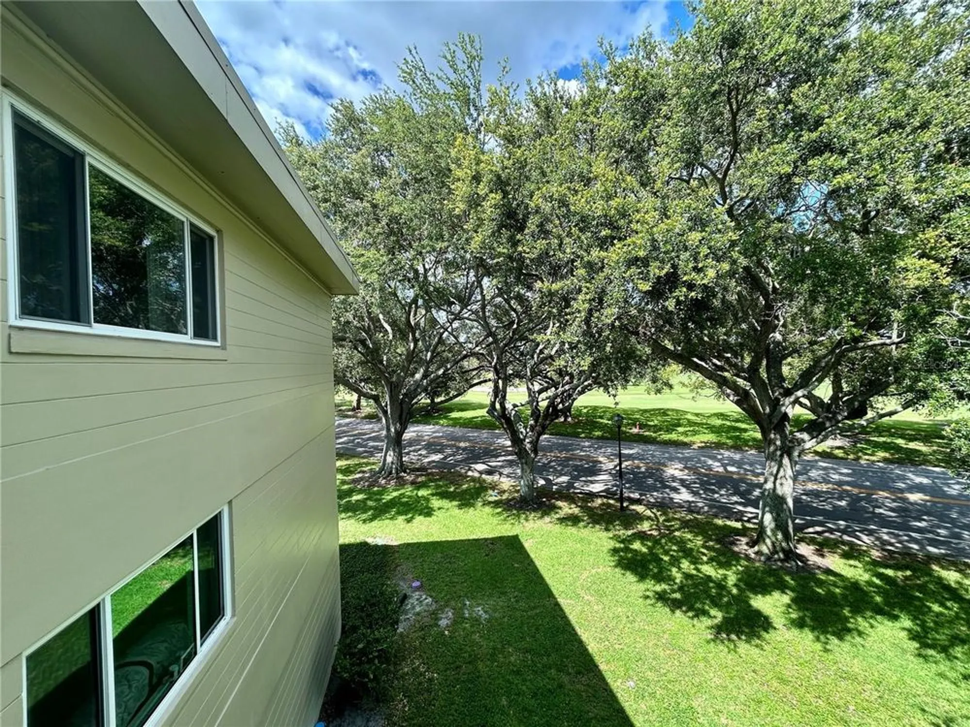 Property Slideshow image 36 of 57 | 2350 haitian dr 60, Clearwater, FL, 33763