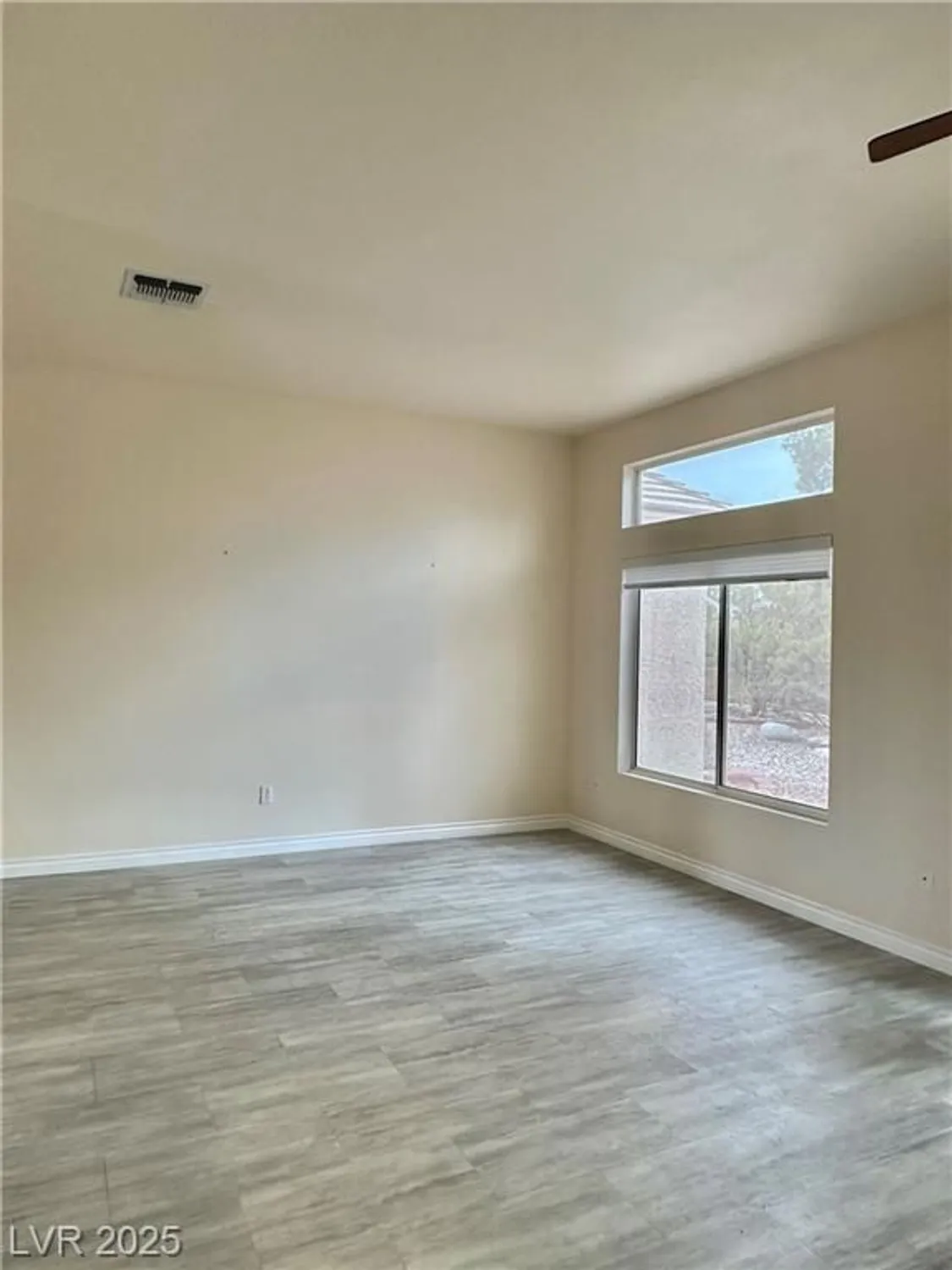 Property Slideshow image 6 of 26 | 466 edgefield ridge pl, Henderson, NV, 89012