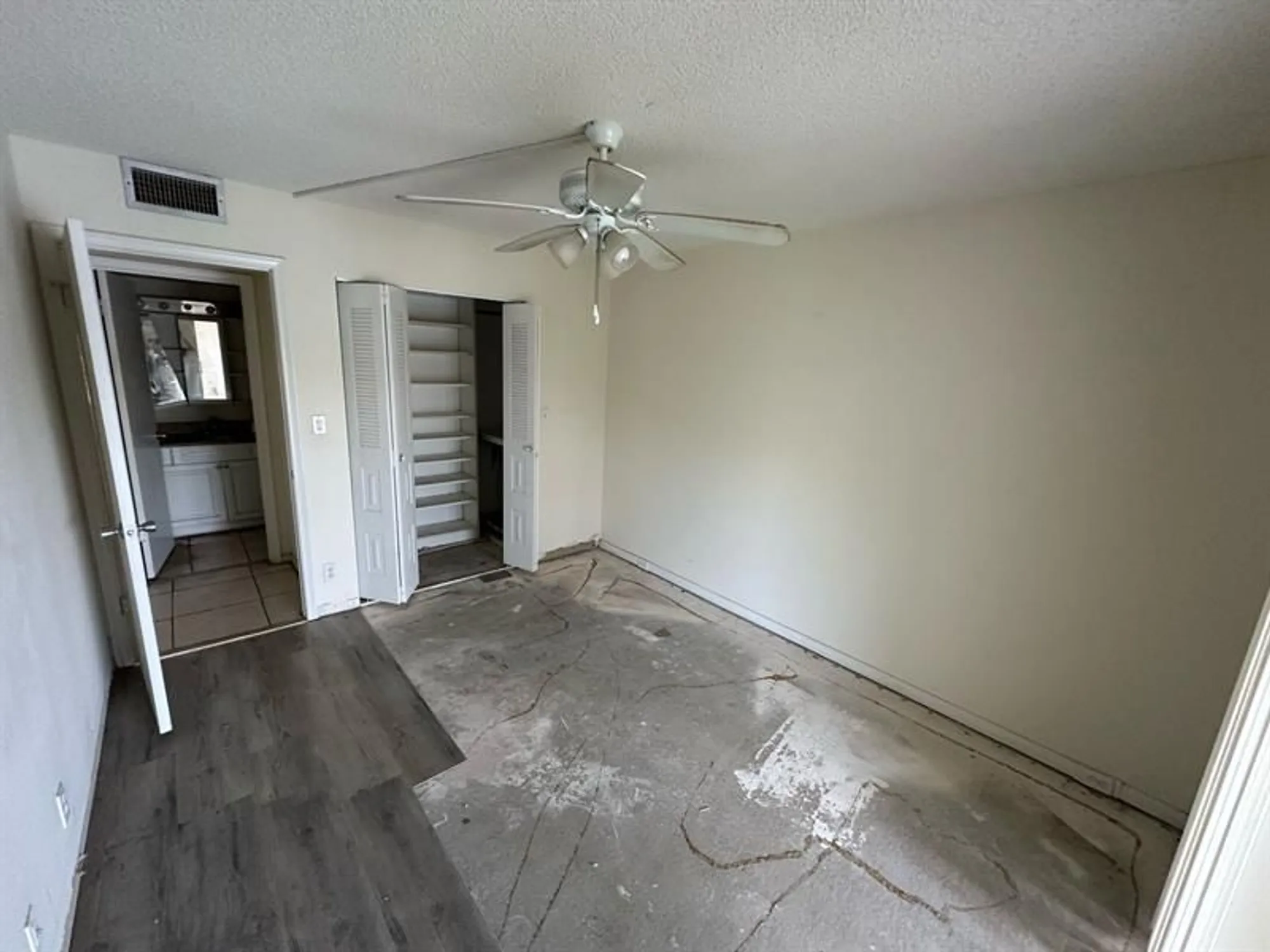 Property Slideshow image 7 of 15 | 1903 bermuda cir e3, Coconut Creek, FL, 33066