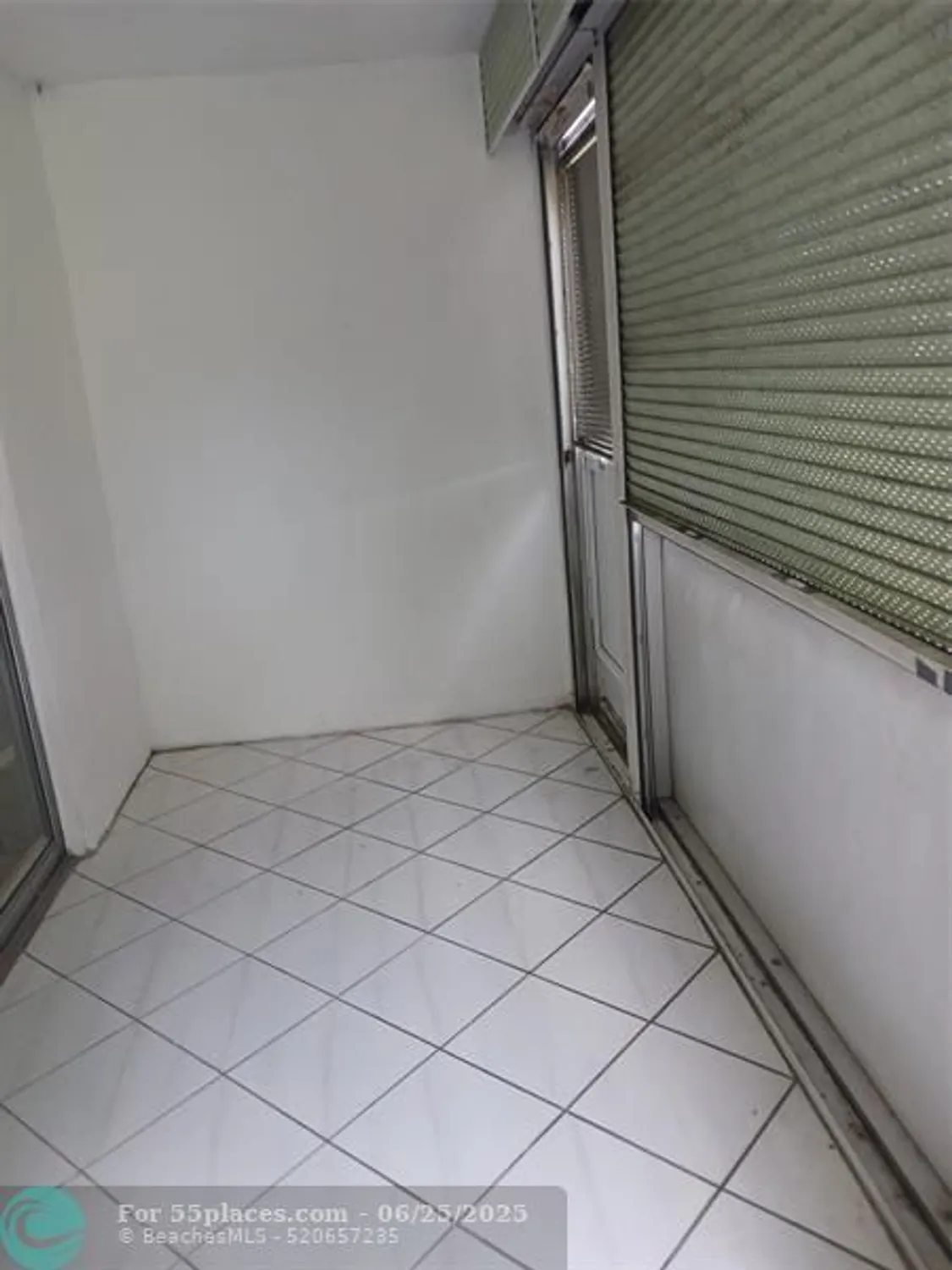 Property Slideshow image 8 of 16 | 7605 w atlantic blvd 106, Margate, FL, 33063