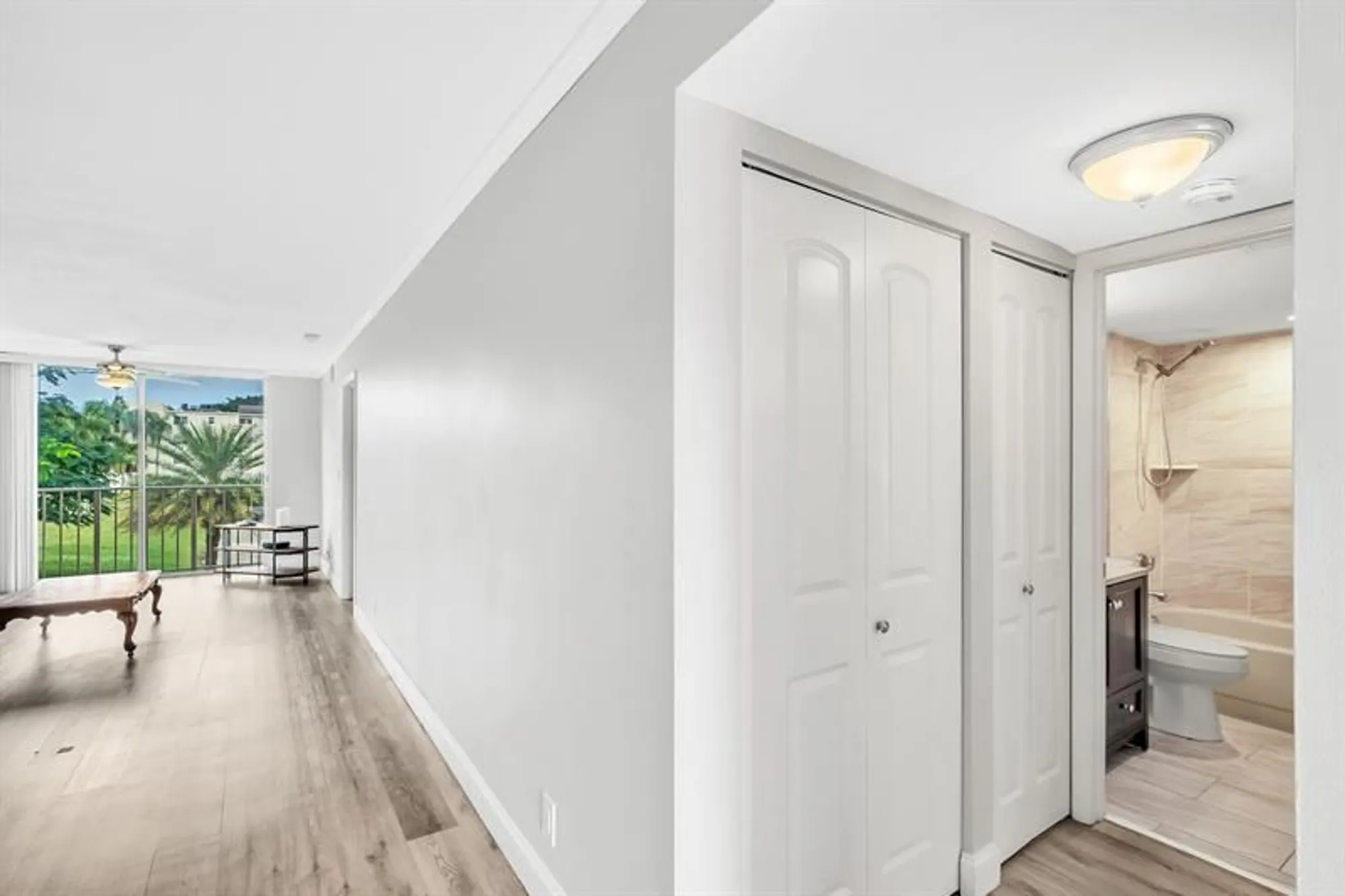 Property Slideshow image 10 of 51 | 14307 bedford dr apt 204, Delray Beach, FL, 33446