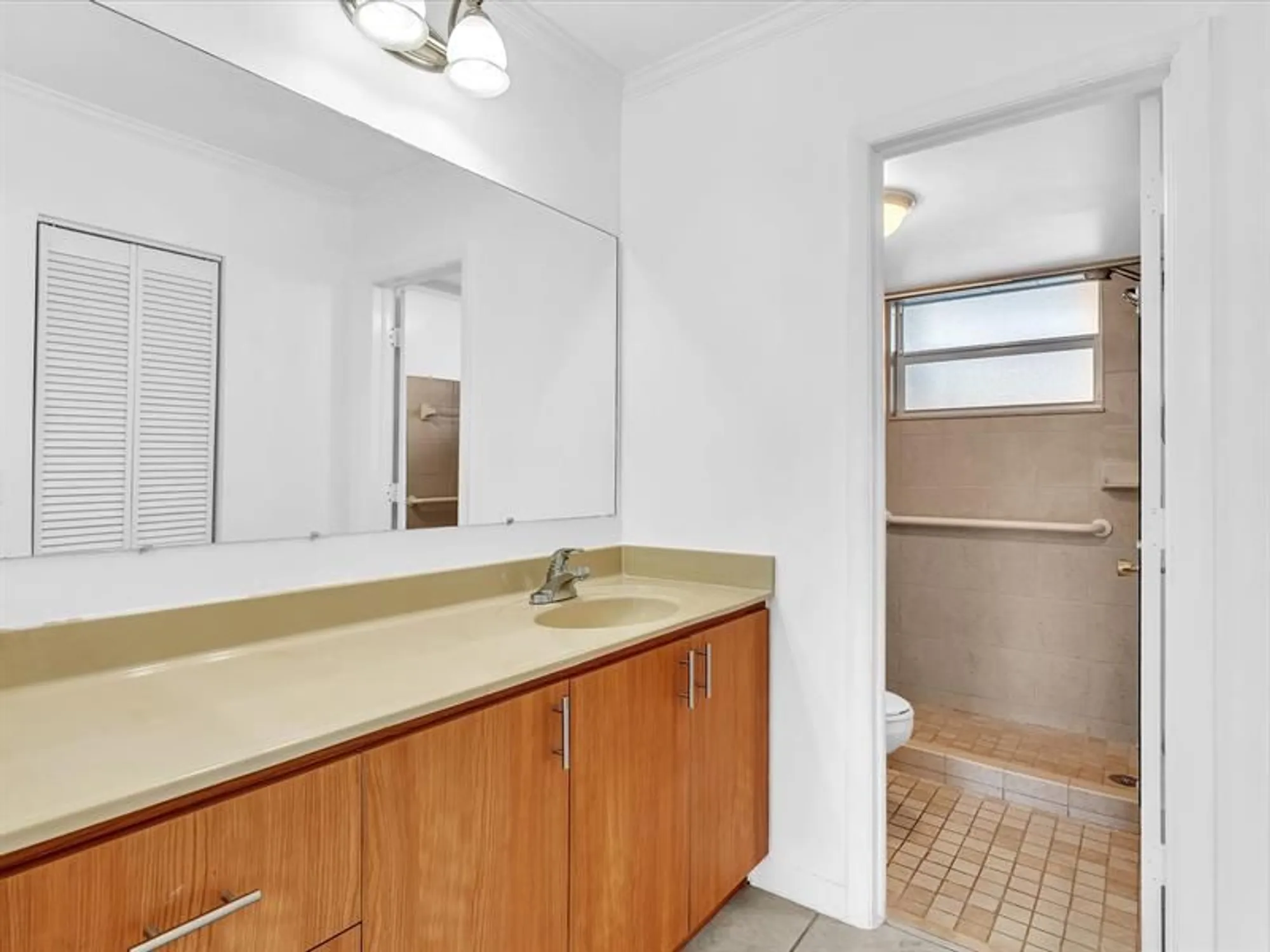 Property Slideshow image 43 of 58 | 6650 royal palm blvd 206c, Margate, FL, 33063