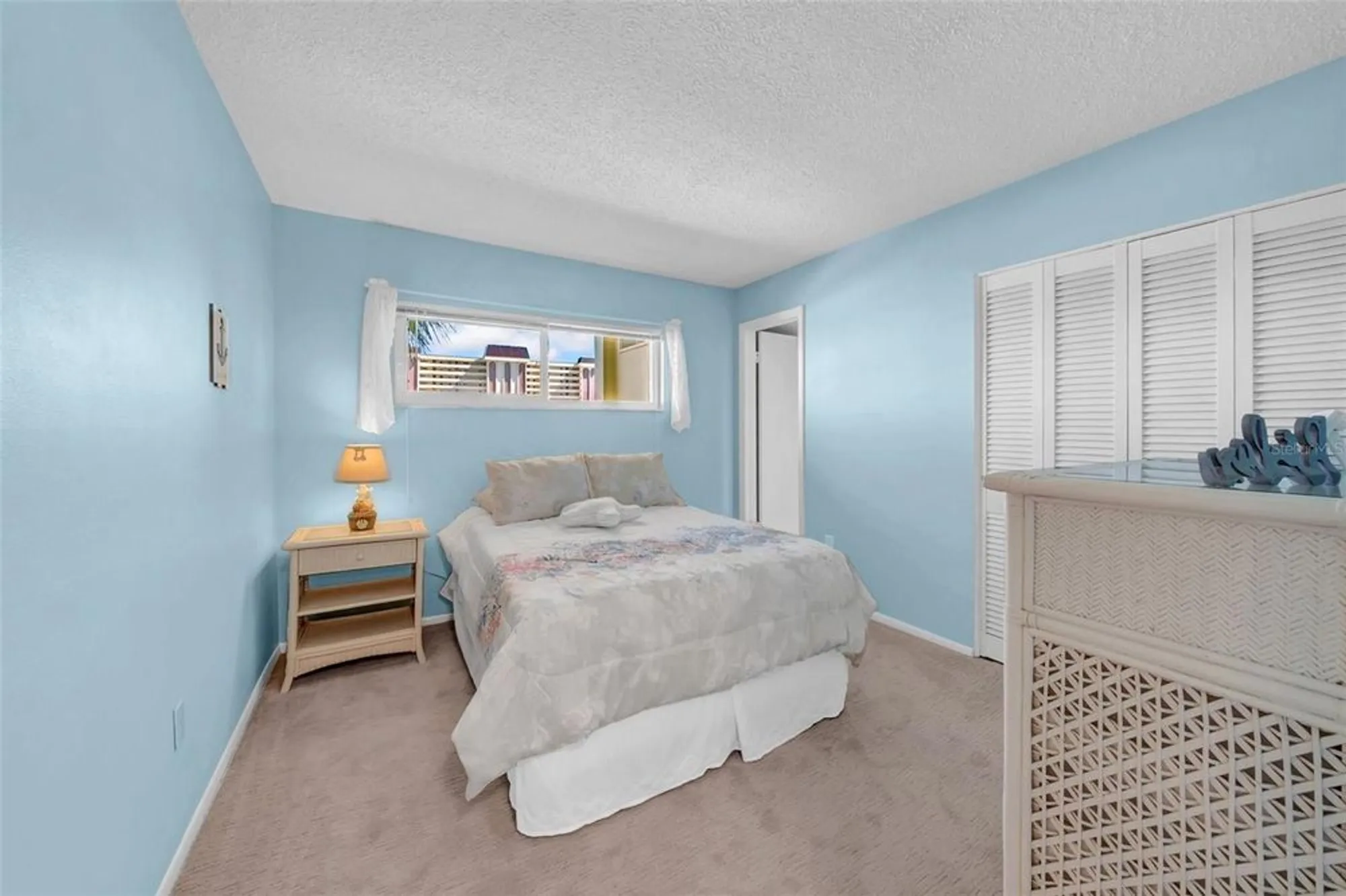 Property Slideshow image 18 of 49 | 4725 cove cir apt 302, St Petersburg, FL, 33708