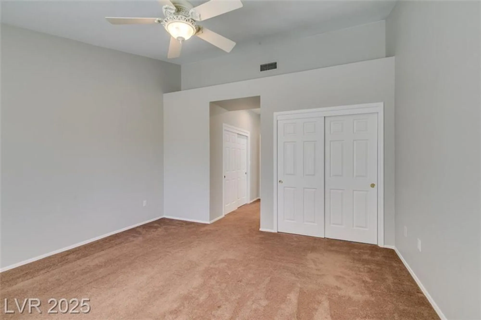 Property Slideshow image 24 of 31 | 10009 netherton dr, Las Vegas, NV, 89134