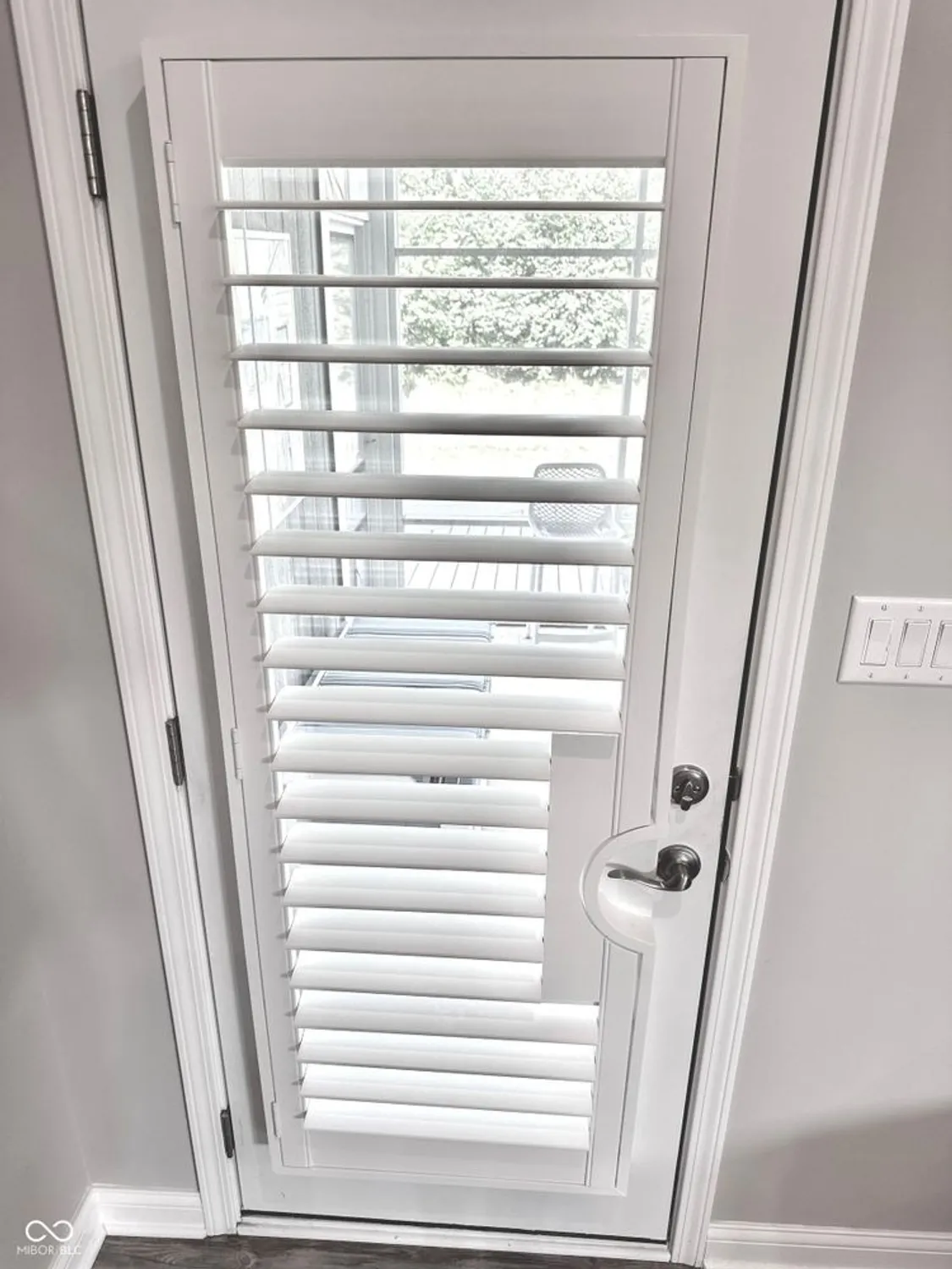 Property Slideshow image 8 of 51 | 5735 lyster ln, Indianapolis, IN, 46239