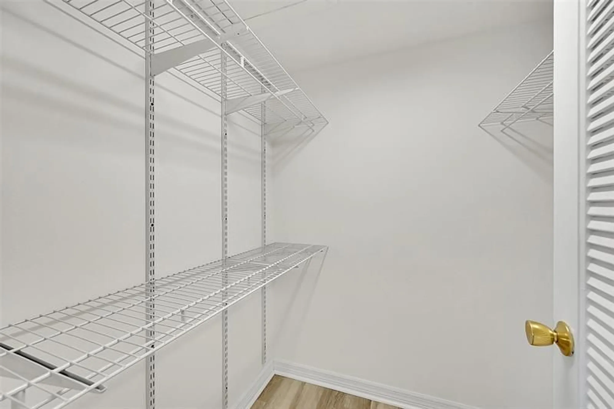 Property Slideshow image 11 of 42 | 23 abbey ln 202, Delray Beach, FL, 33446