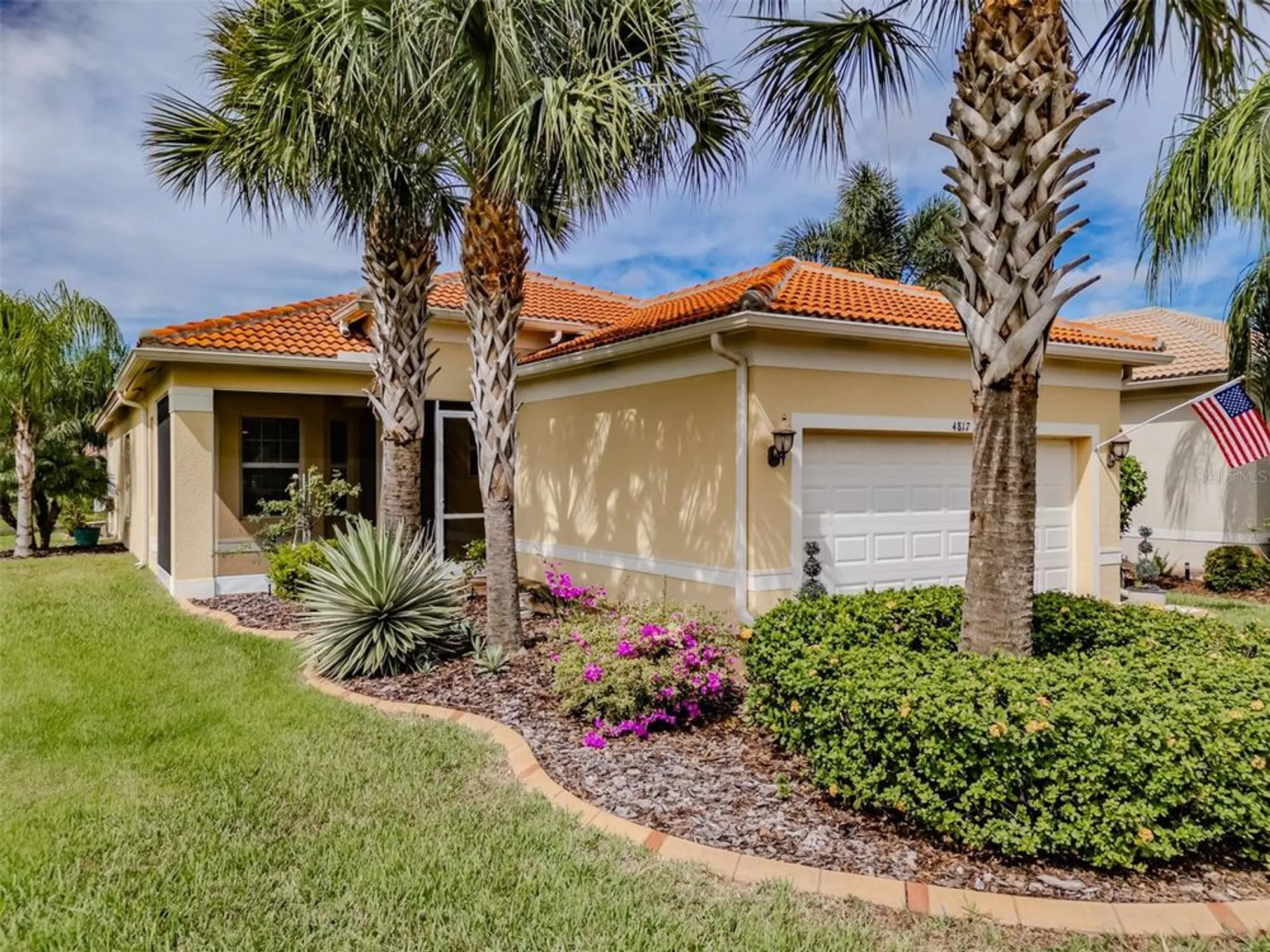Property Slideshow image 1 of 100 | 4817 sandy glen way, Wimauma, FL, 33598
