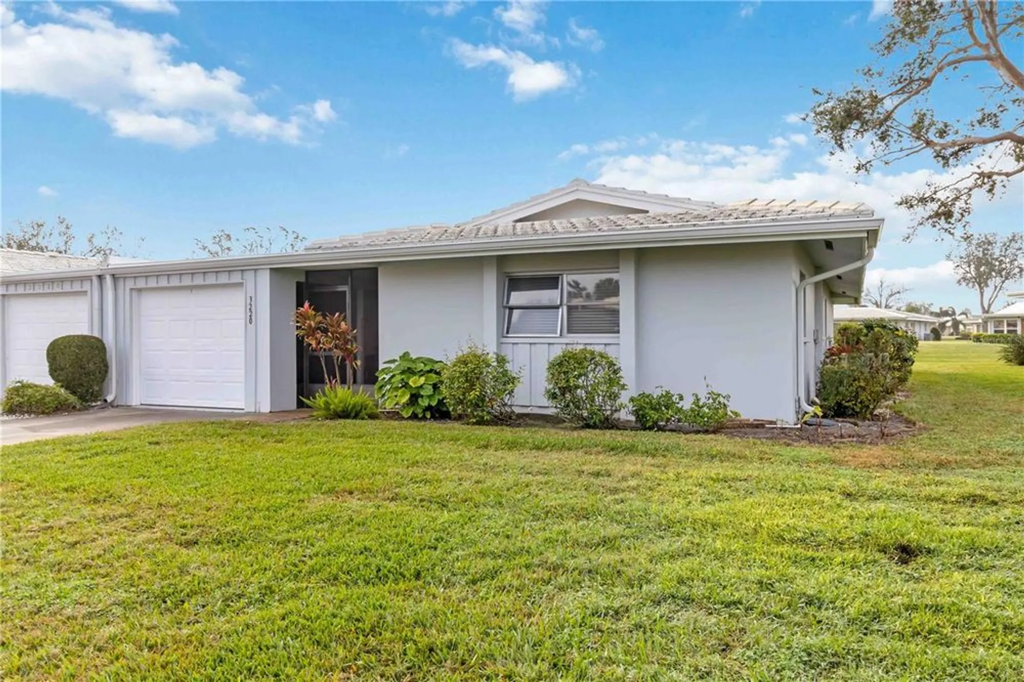 Property Slideshow image 52 of 66 | 3220 southfield ln 810, Sarasota, FL, 34239