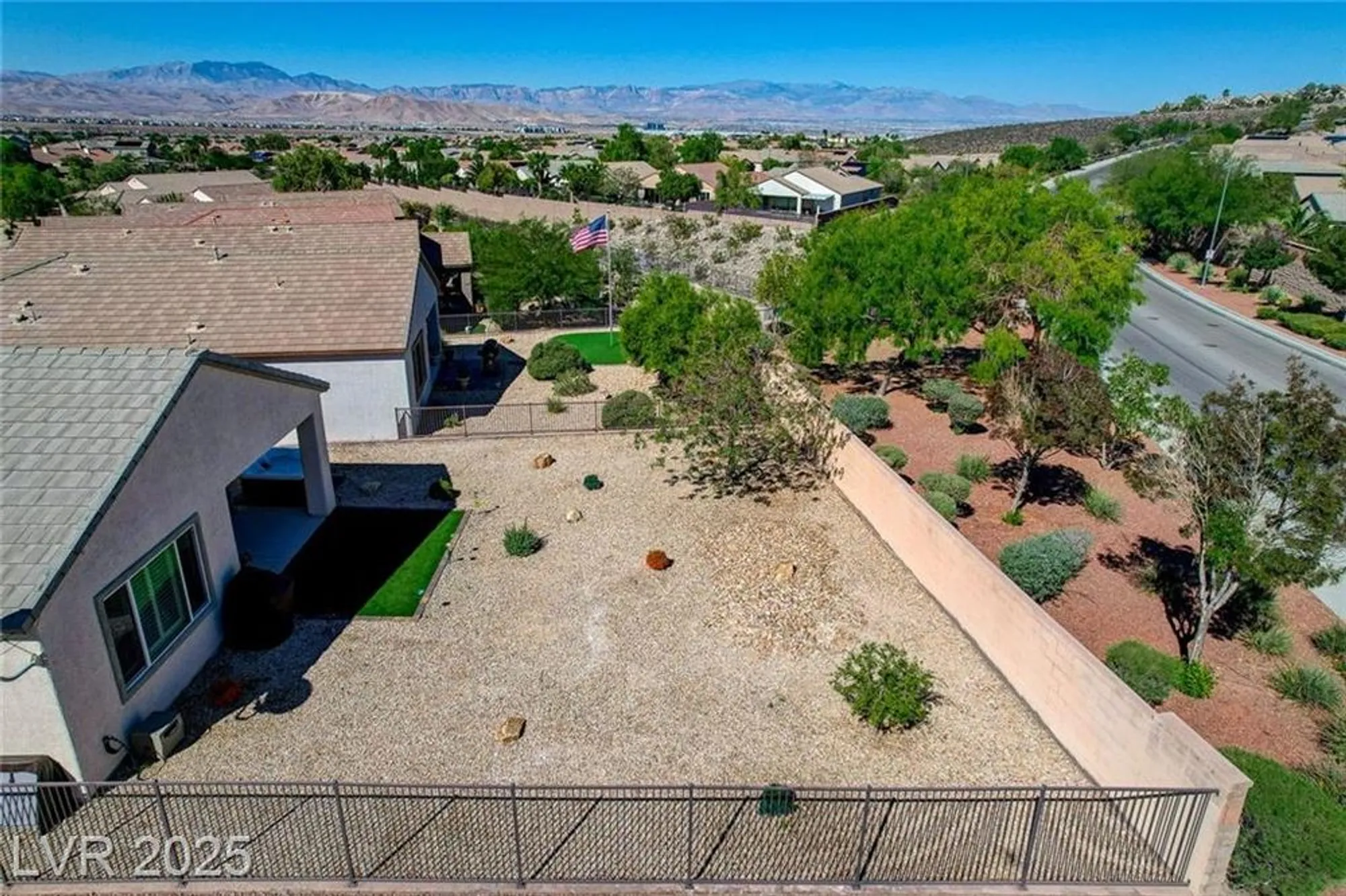 Property Slideshow image 55 of 72 | 2576 binary stars st, Henderson, NV, 89044