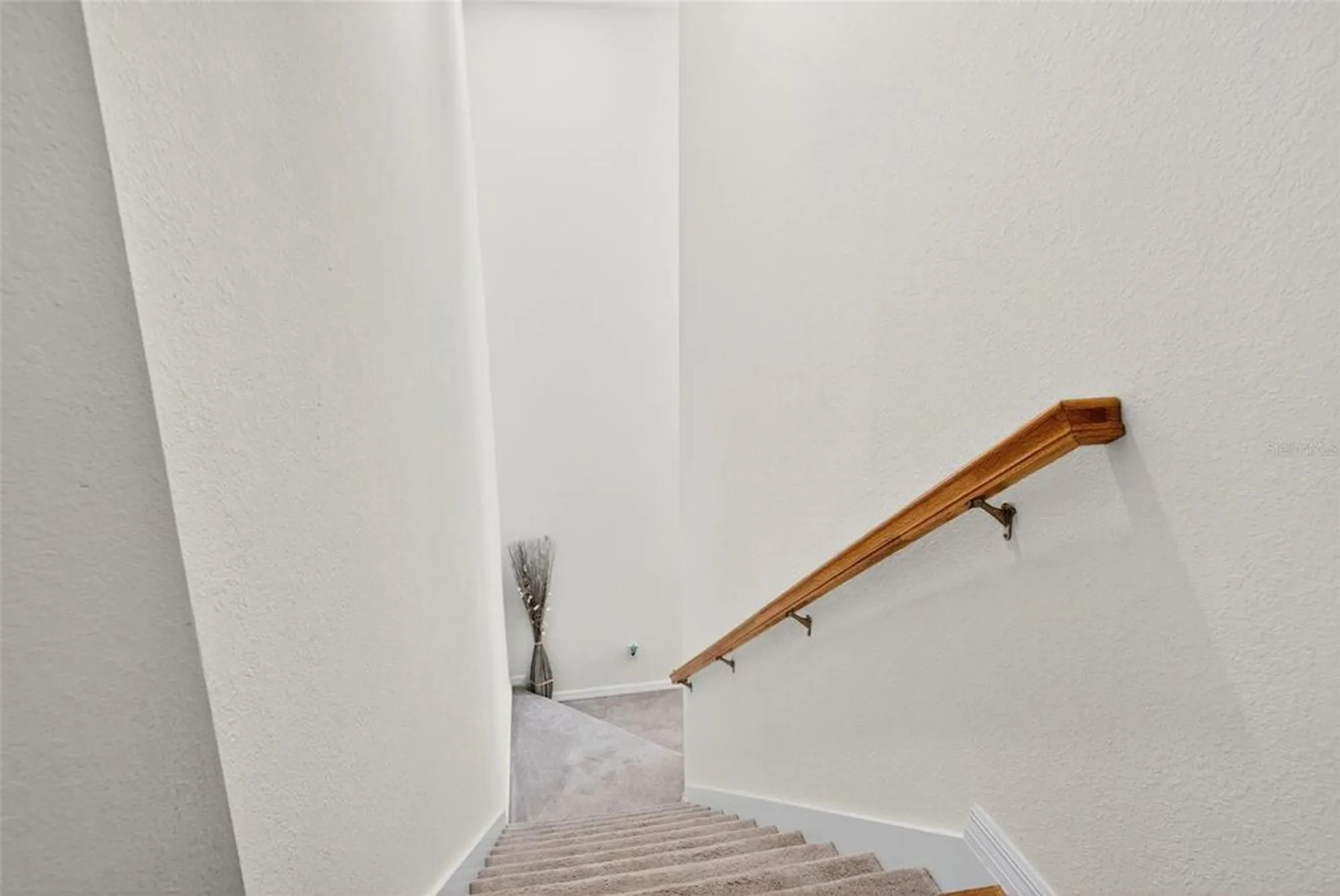 Property Slideshow image 18 of 91 | 10047 crooked creek dr 201, Venice, FL, 34293