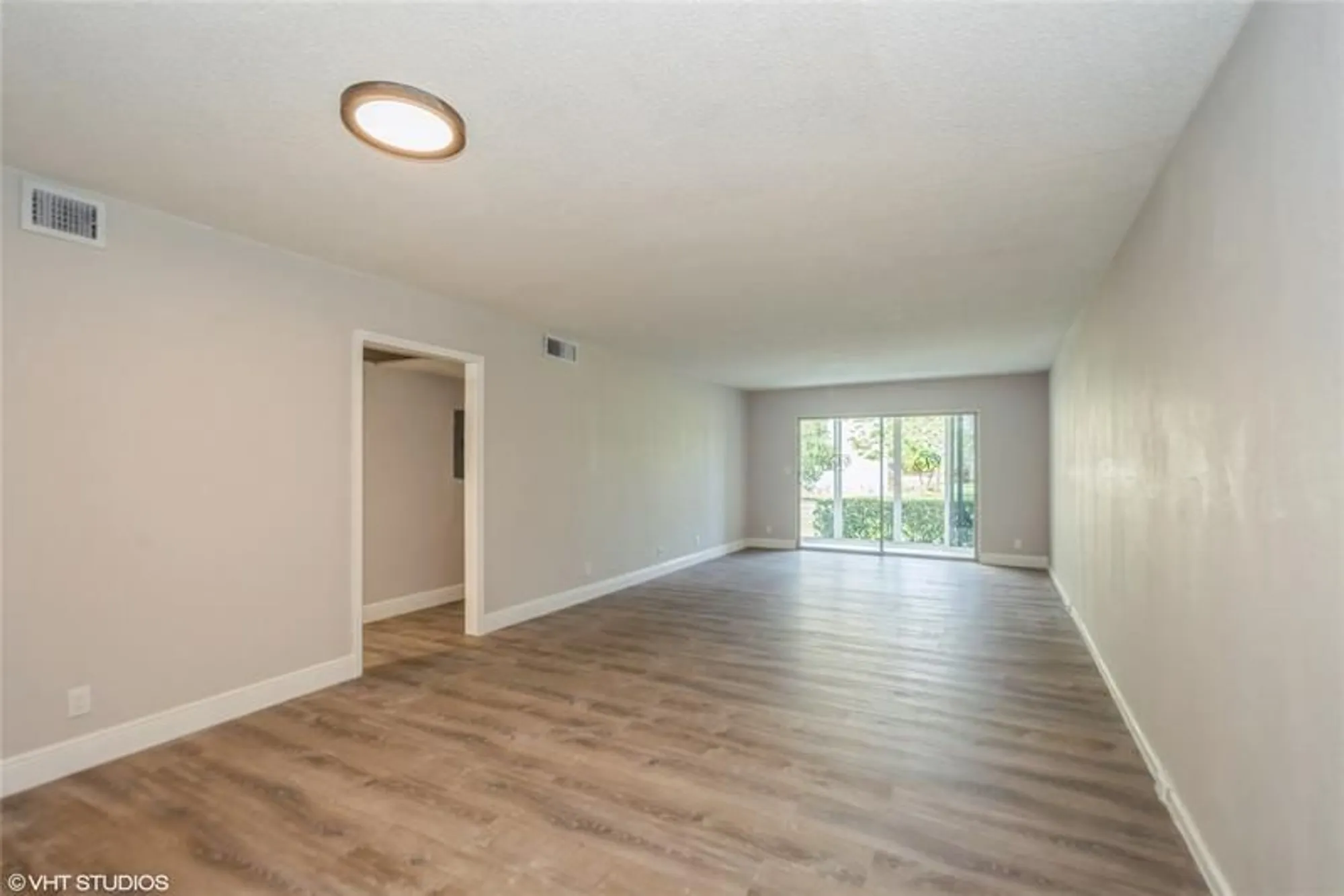 Property Slideshow image 9 of 33 | 2805 victoria way d1, Coconut Creek, FL, 33066