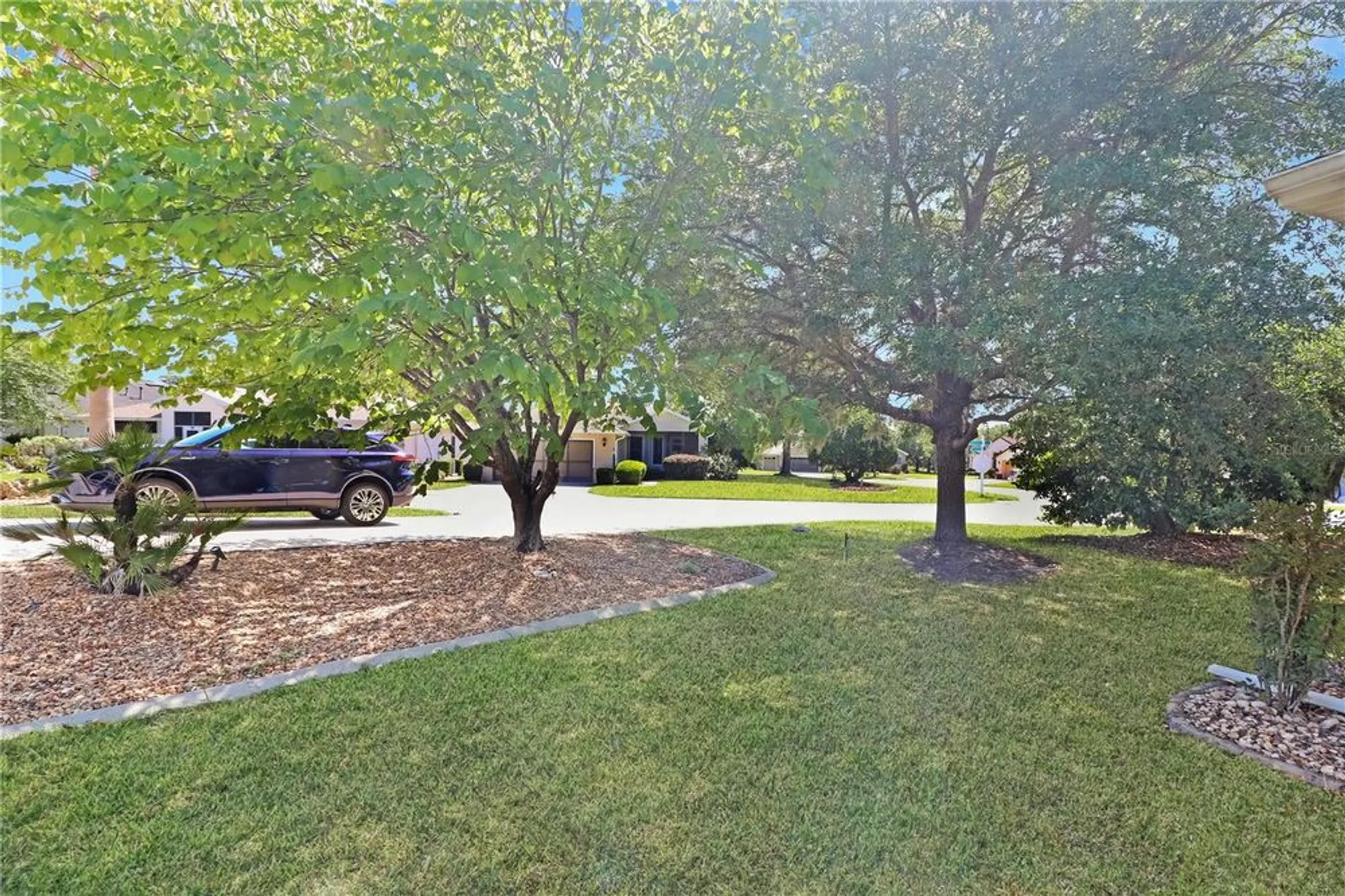 Property Slideshow image 32 of 49 | 20631 prince ranier pl, Leesburg, FL, 34748