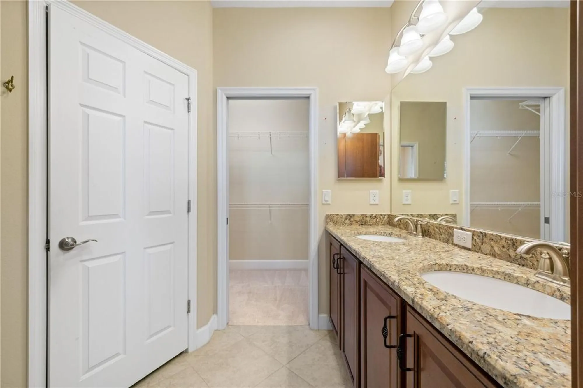 Property Slideshow image 35 of 57 | 802 chipper dr, Sun City Center, FL, 33573