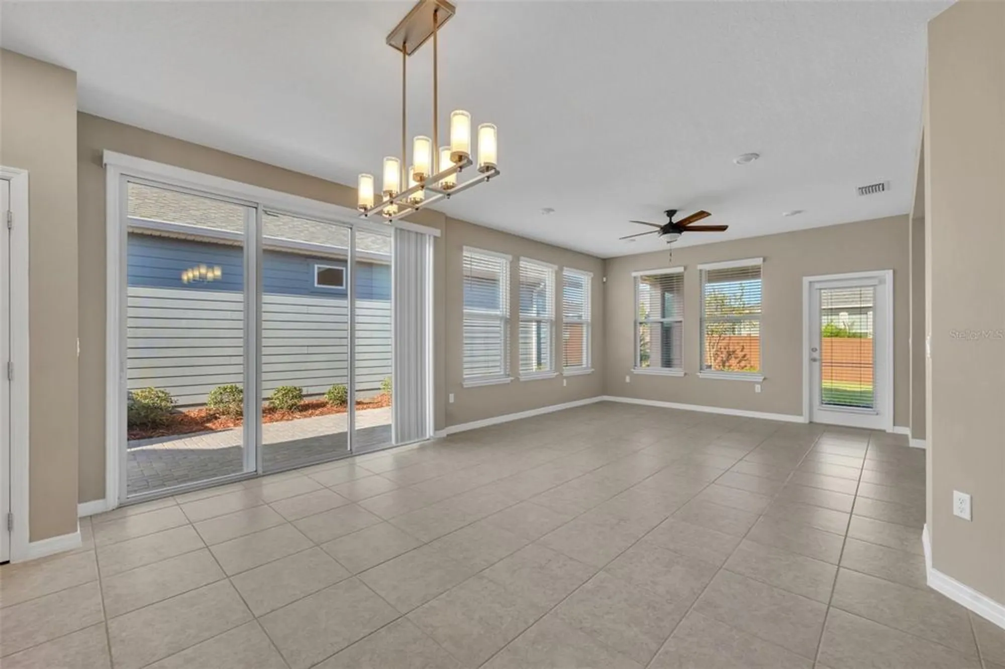 Property Slideshow image 15 of 64 | 397 alcove dr, Groveland, FL, 34736