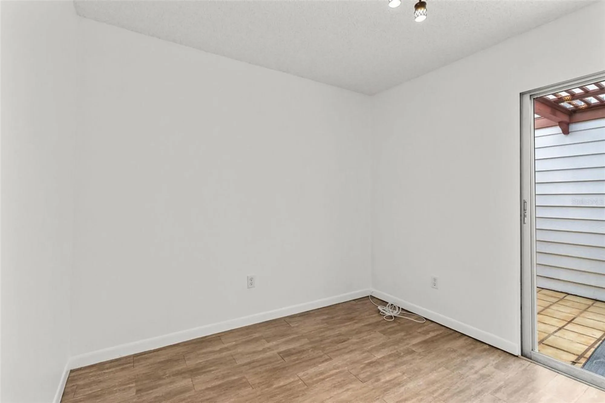 Property Slideshow image 21 of 36 | 1163 orange tree cir d, Palm Harbor, FL, 34684