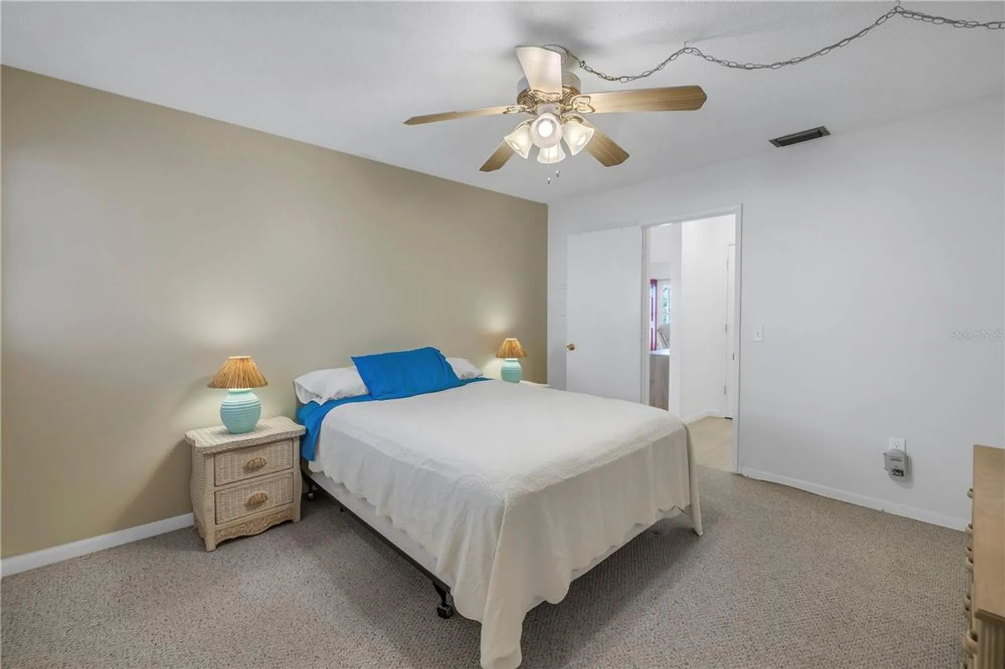 Property Slideshow image 19 of 46 | 5840 30th ave 208, Gulfport, FL, 33707