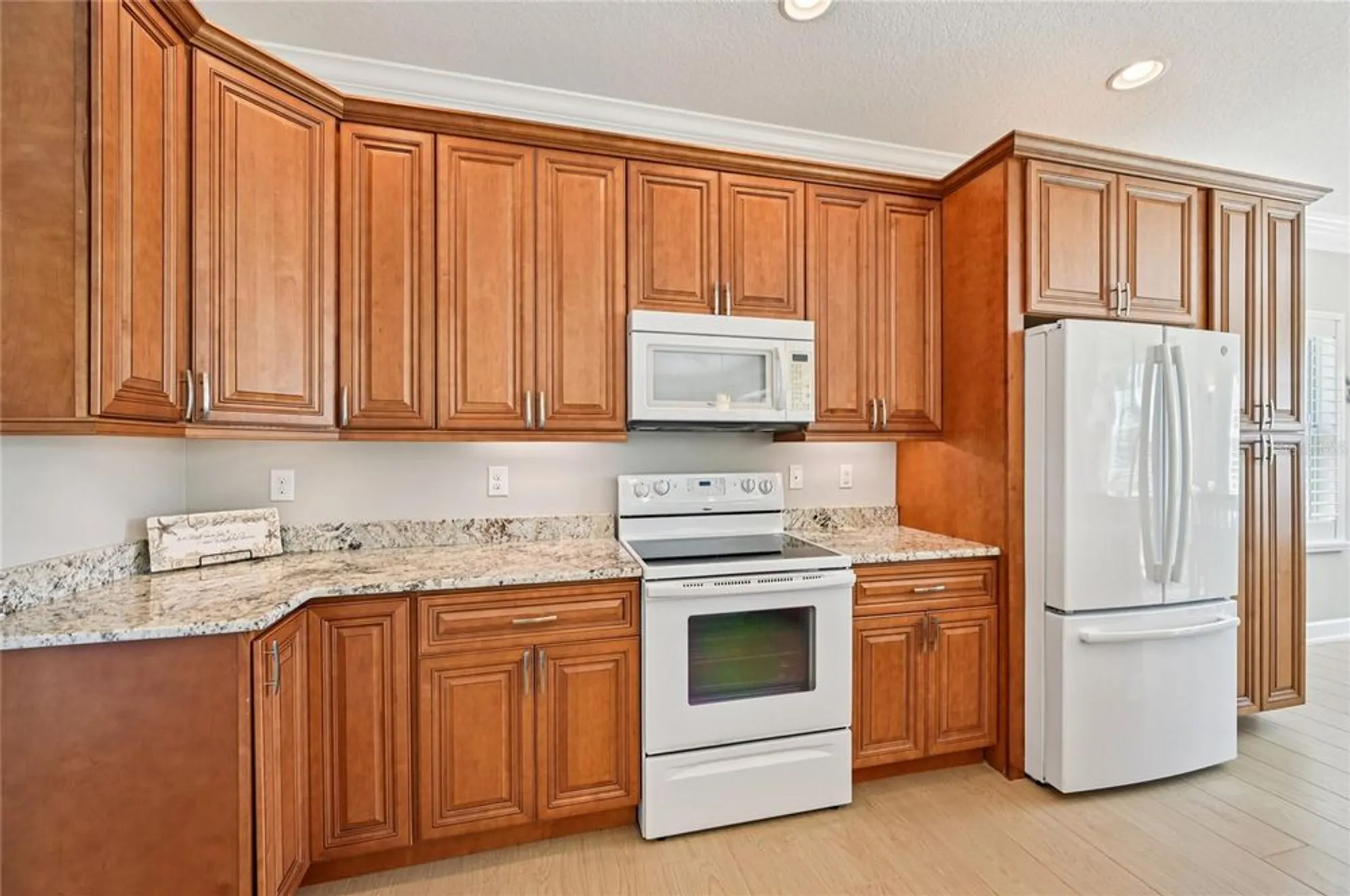 Property Slideshow image 12 of 52 | 624 barnacle ct, Englewood, FL, 34223