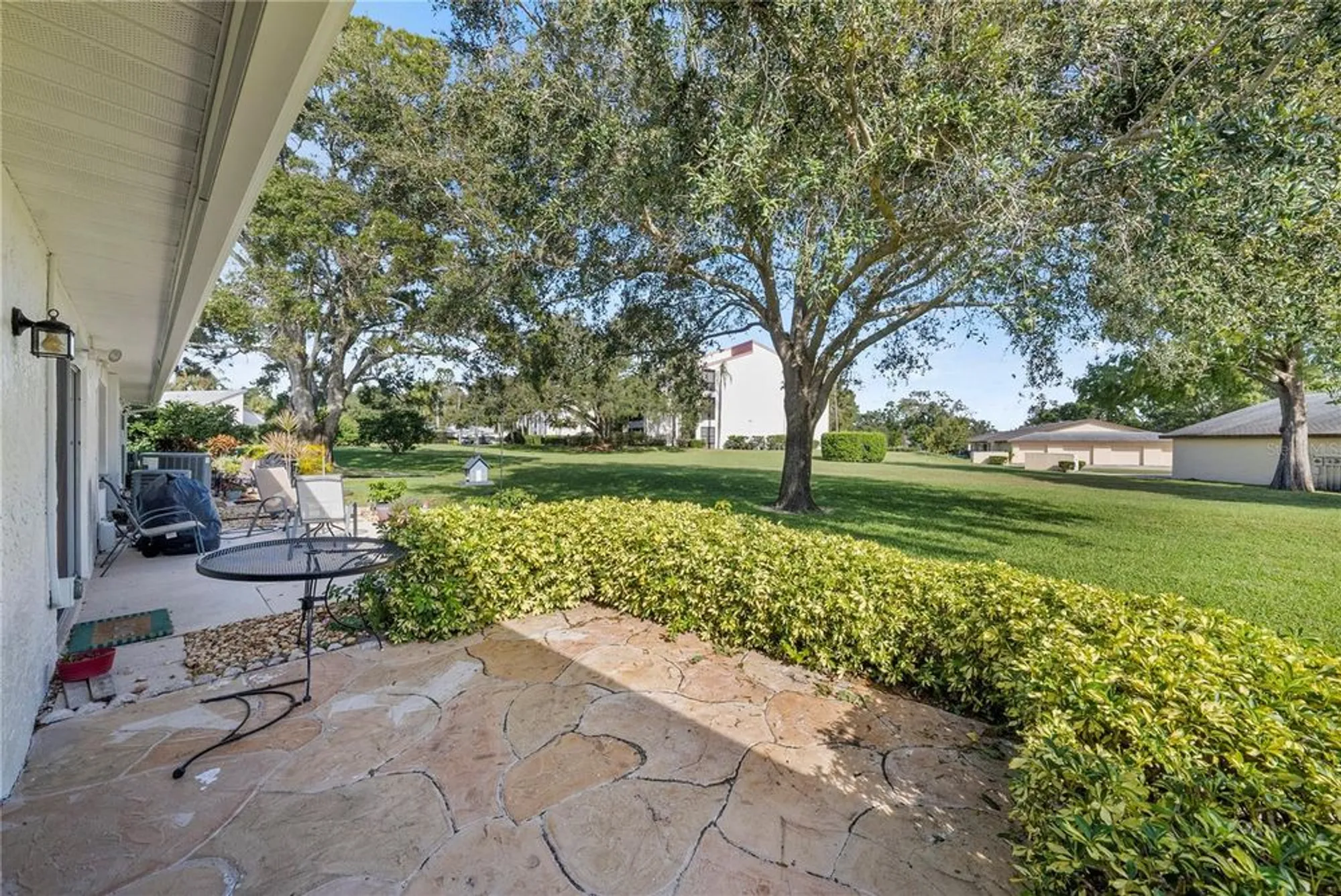 Property Slideshow image 31 of 100 | 3420 stonehaven ct d, Palm Harbor, FL, 34684