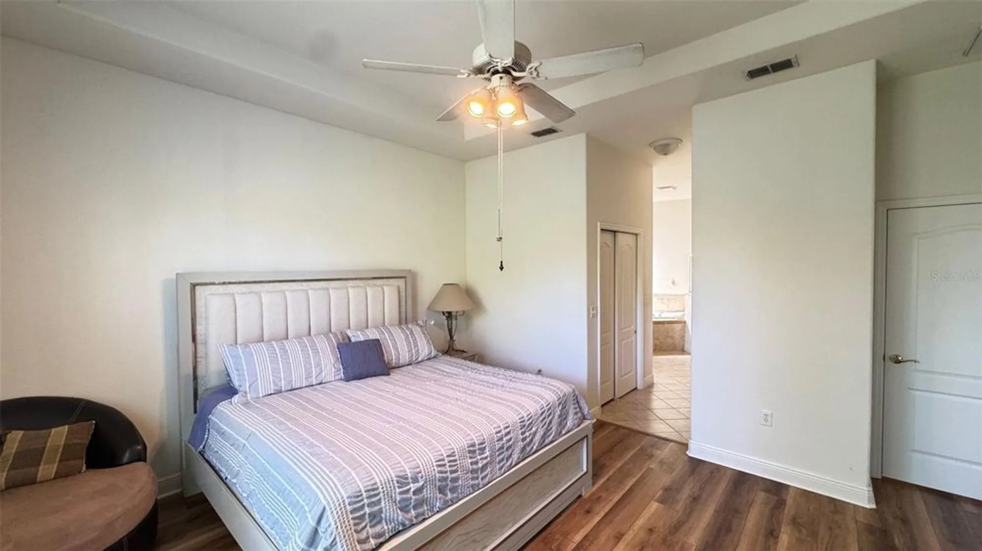 Property Slideshow image 16 of 45 | 10048 cleghorn dr, San Antonio, FL, 33576