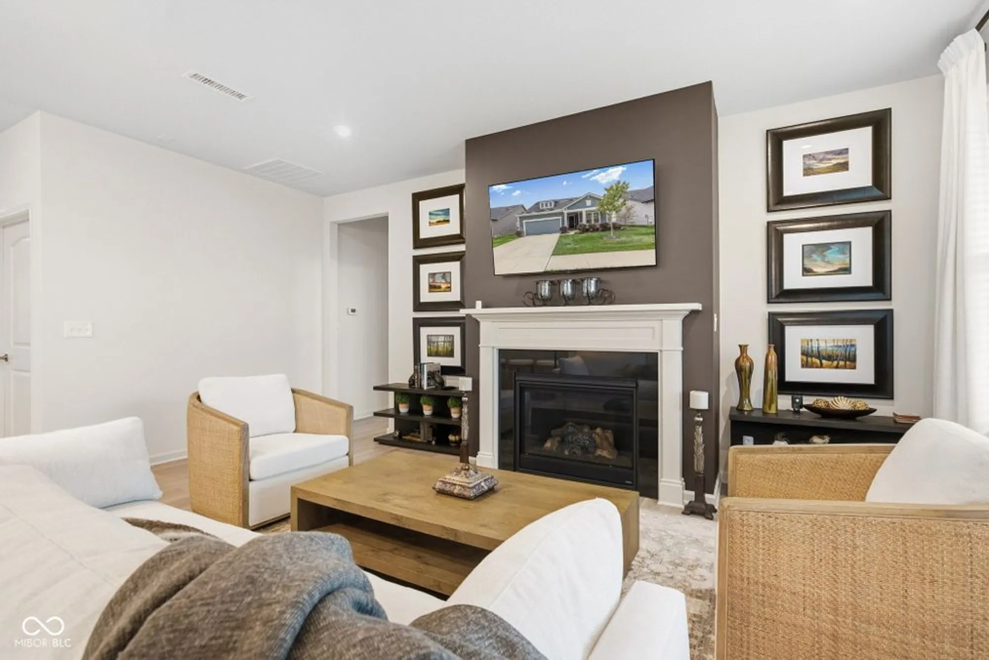 Property Slideshow image 23 of 73 | 2635 ruffian dr, Westfield, IN, 46074