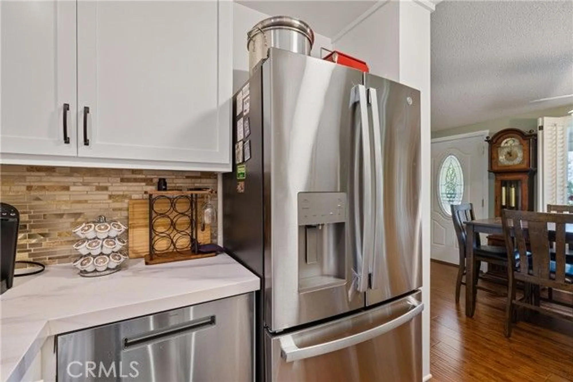 Property Slideshow image 10 of 57 | 19211 avenue of the oaks a, Newhall, CA, 91321