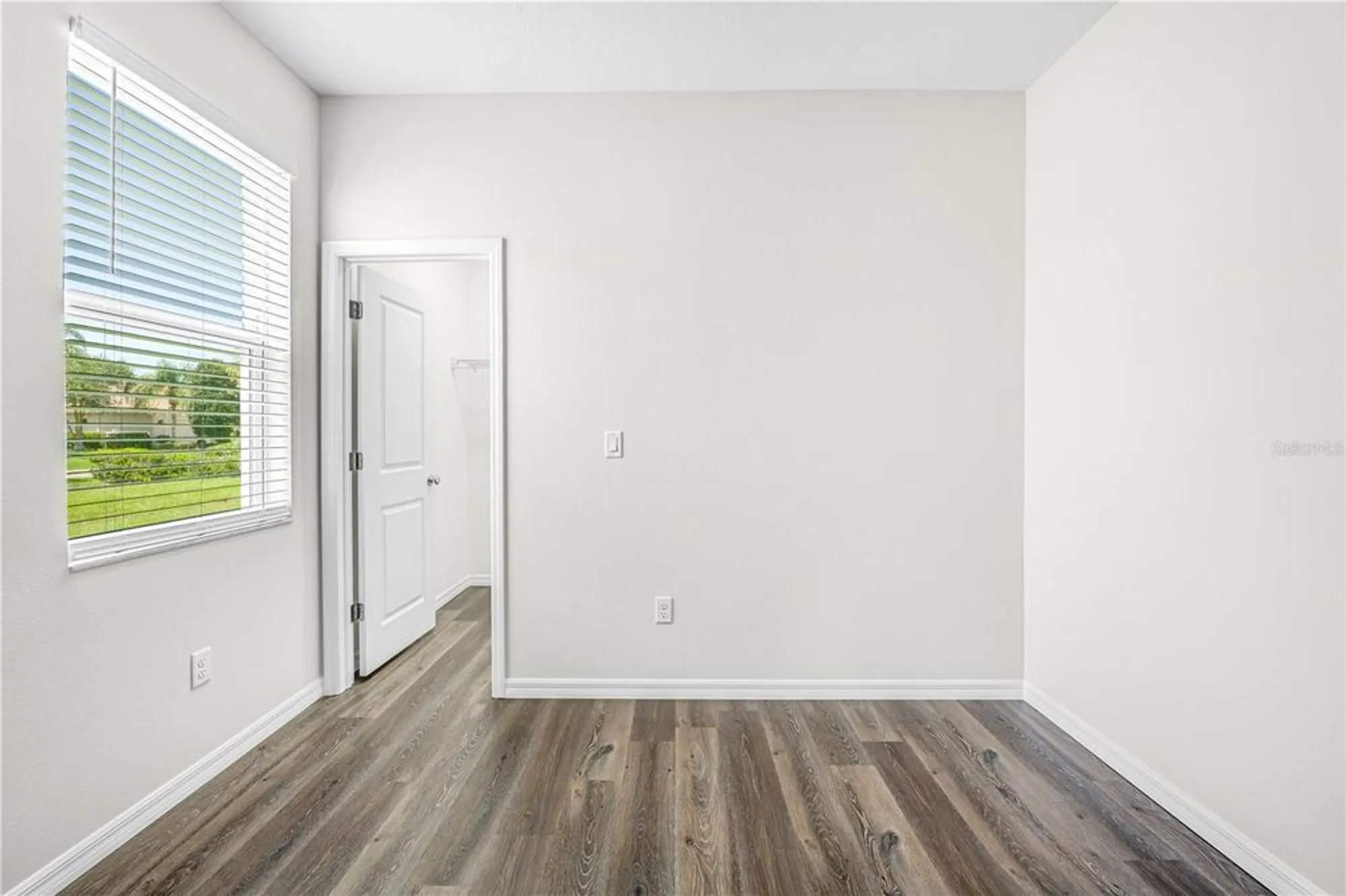 Property Slideshow image 31 of 75 | 9313 gentle ben ct, Weeki Wachee, FL, 34613