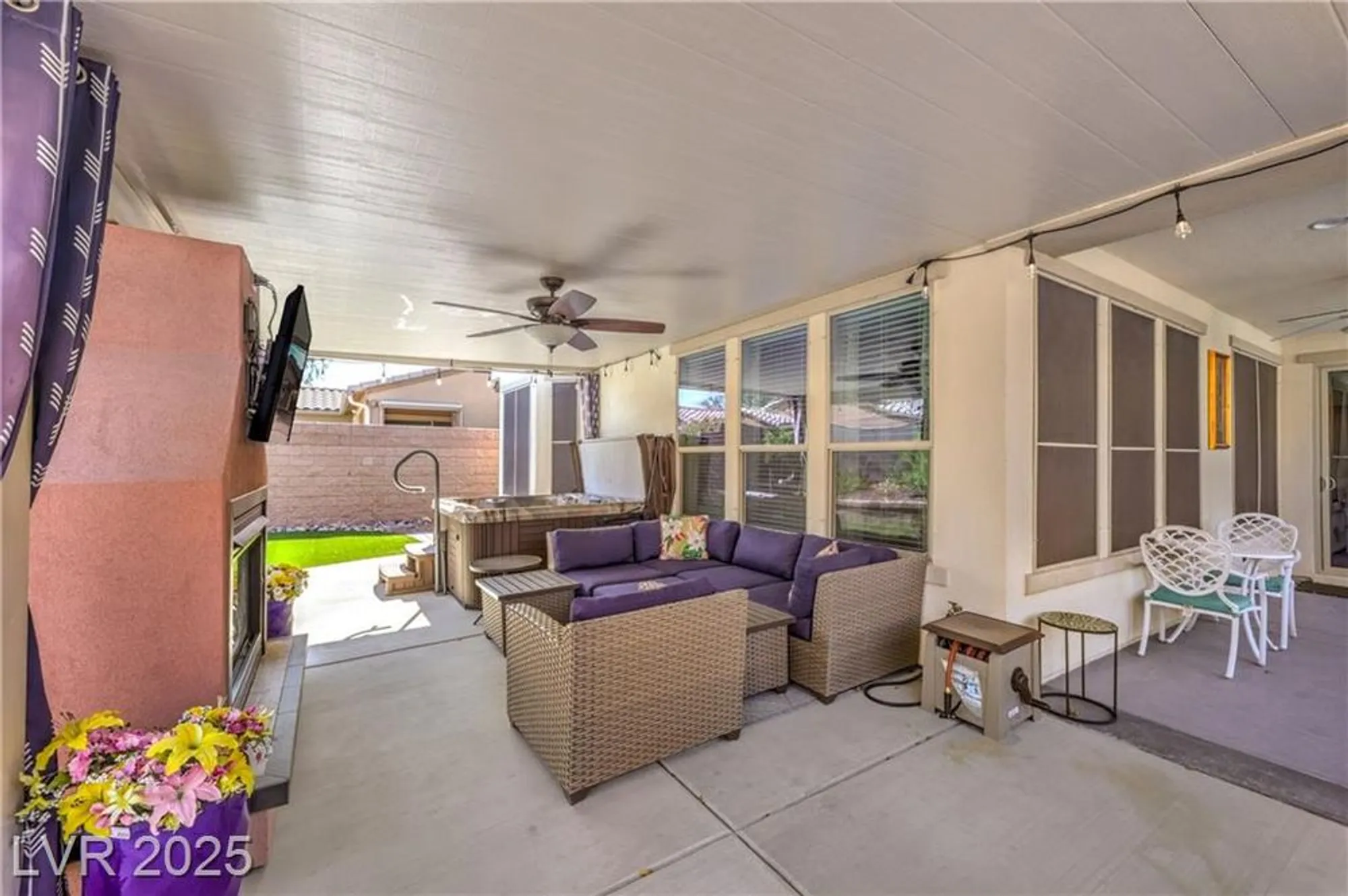 Property Slideshow image 24 of 44 | 3740 corte bella hills ave, North Las Vegas, NV, 89081