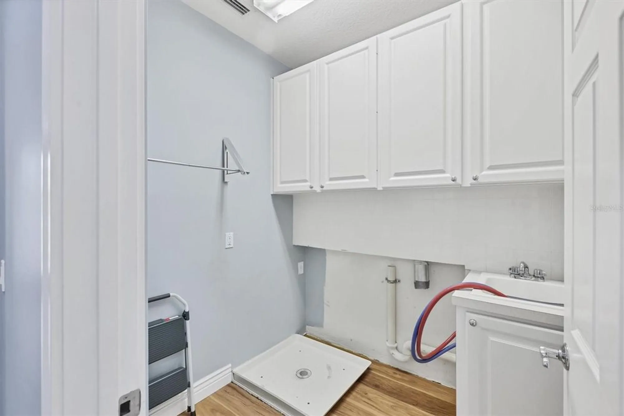 Property Slideshow image 31 of 71 | 7629 bergamo ave, Sarasota, FL, 34238