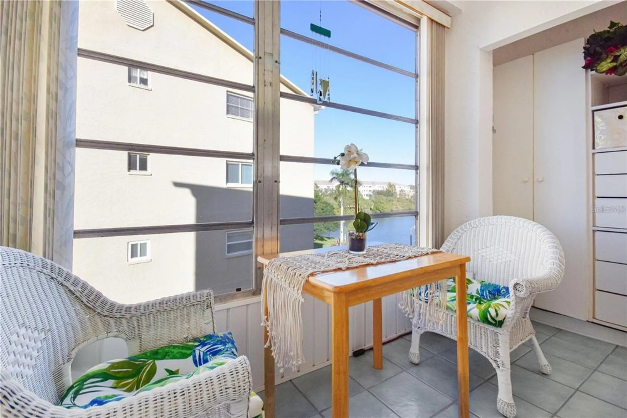 Property Slideshow image 21 of 43 | 3617 lake bayshore dr j-401, Bradenton, FL, 34205