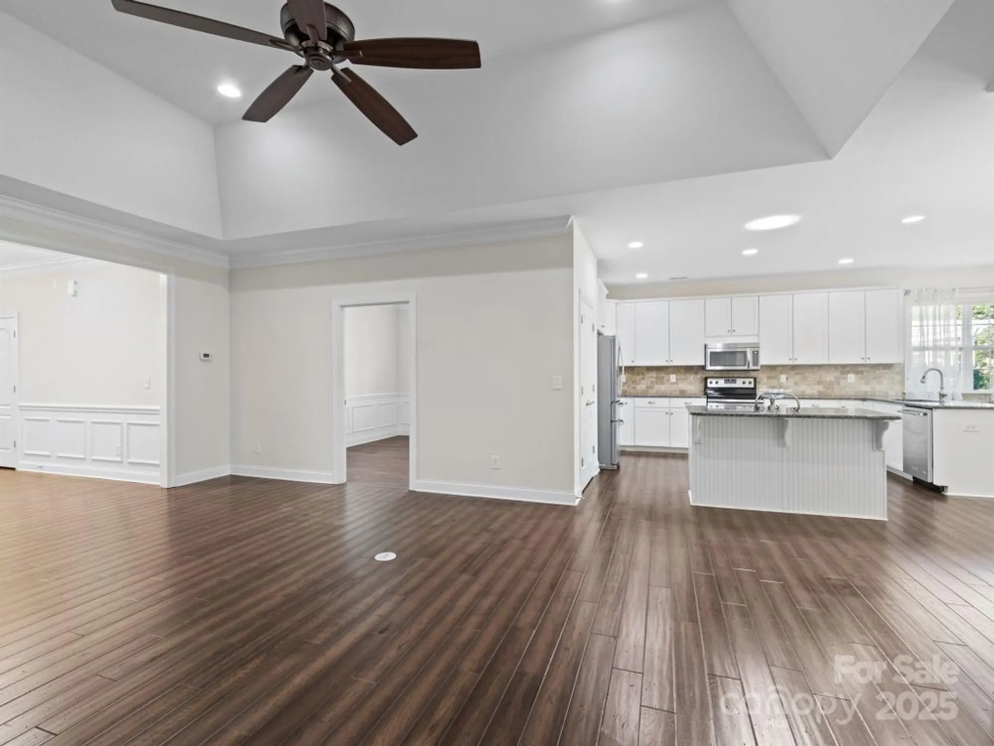 Property Slideshow image 10 of 37 | 12728 meetinghouse dr, Cornelius, NC, 28031