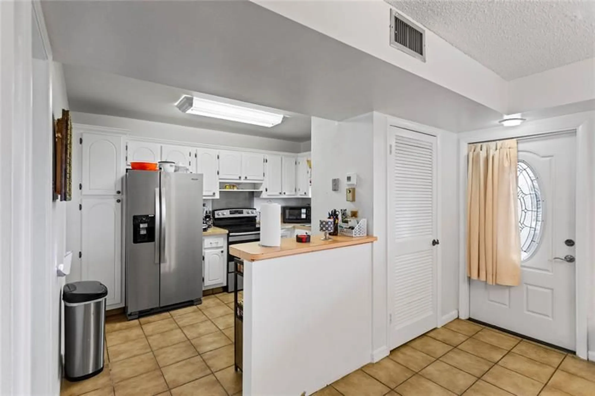 Property Slideshow image 9 of 44 | 8990 s hollybrook blvd 305, Pembroke Pines, FL, 33025