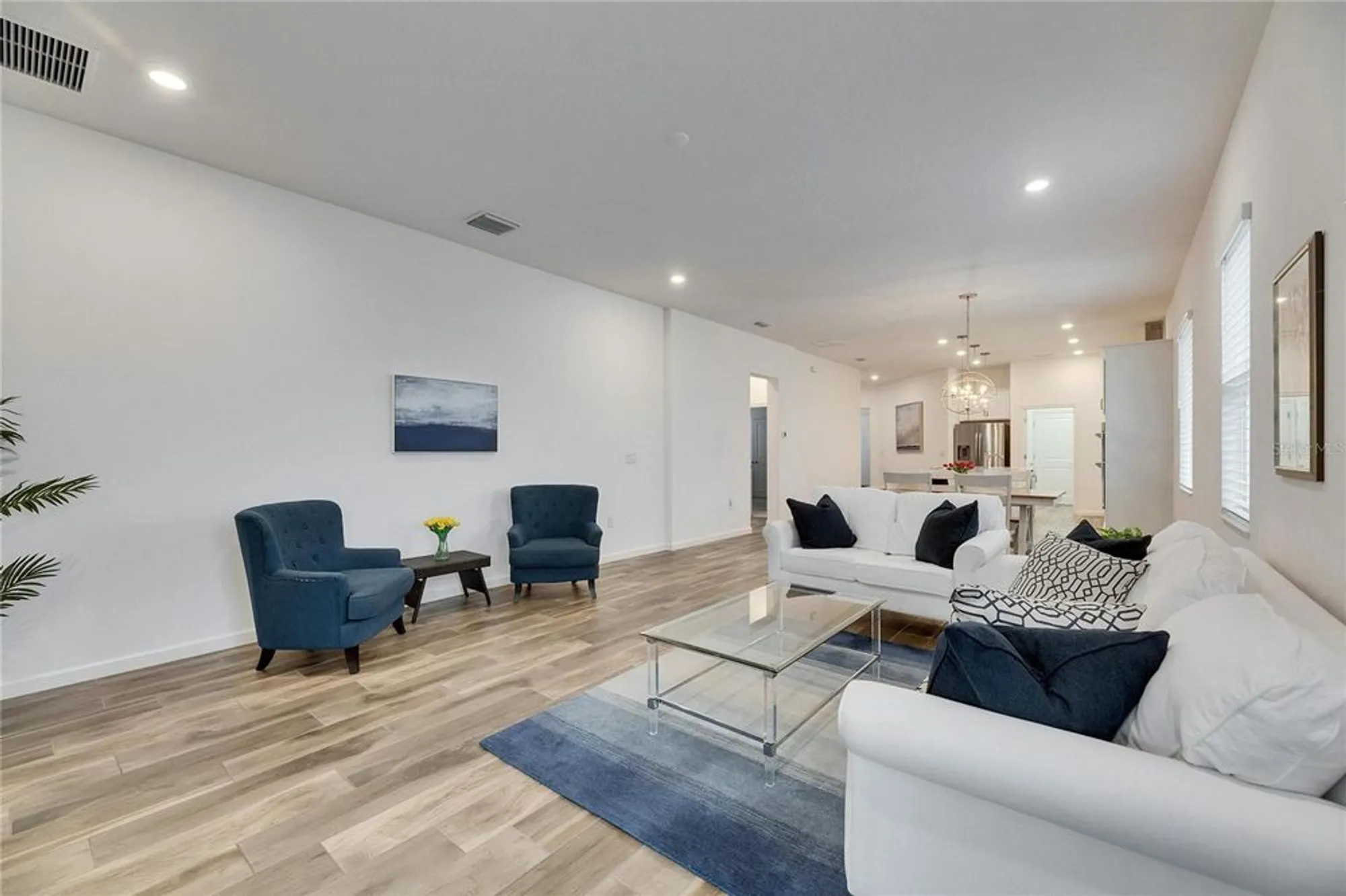 Property Slideshow image 18 of 87 | 407 sandsend ct, Apollo Beach, FL, 33572