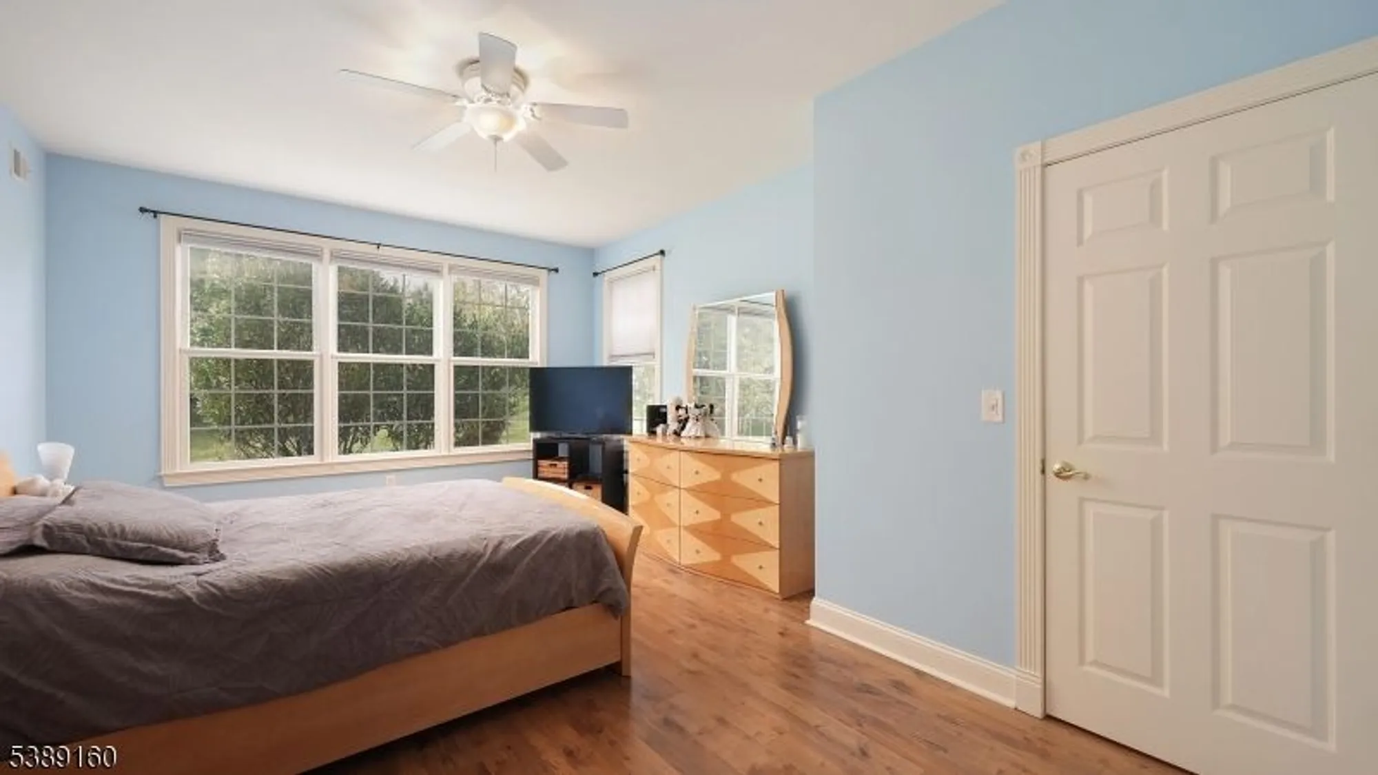 Property Slideshow image 24 of 35 | 150 saratoga ct, Somerset, NJ, 08873