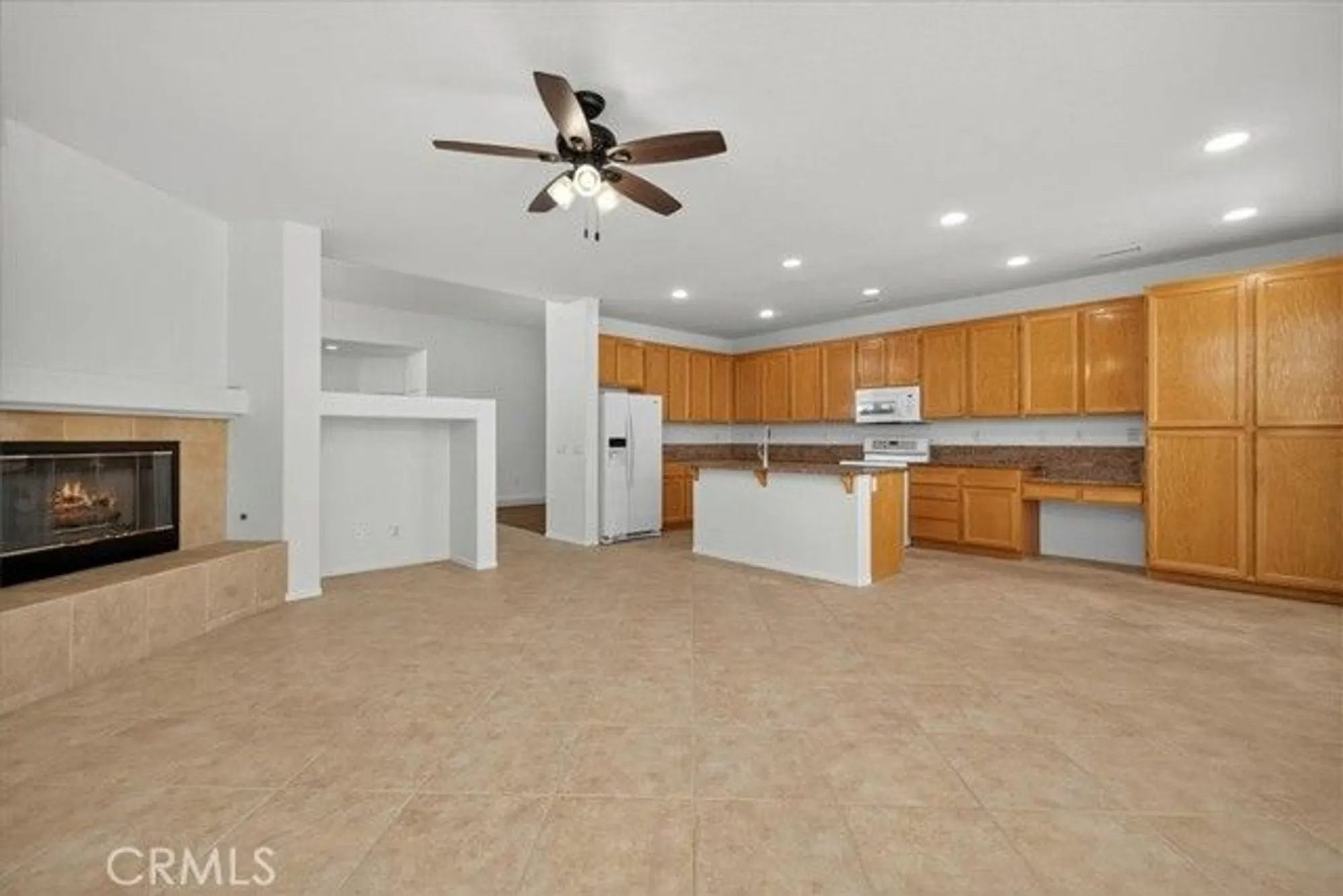 Property Slideshow image 20 of 51 | 29245 paradise canyon dr, Menifee, CA, 92584