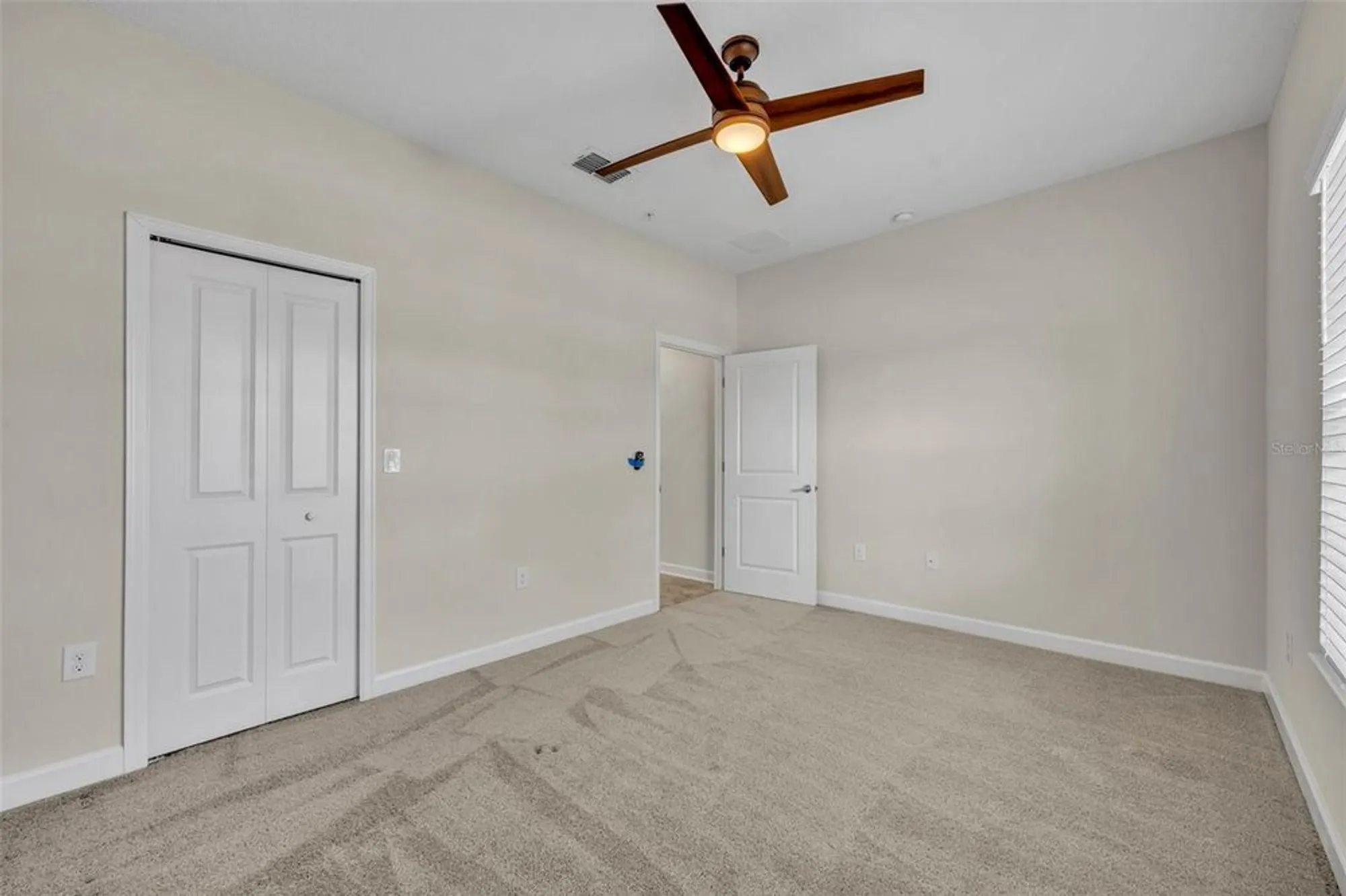 Property Slideshow image 25 of 31 | 3569 belland cir a, Clermont, FL, 34711