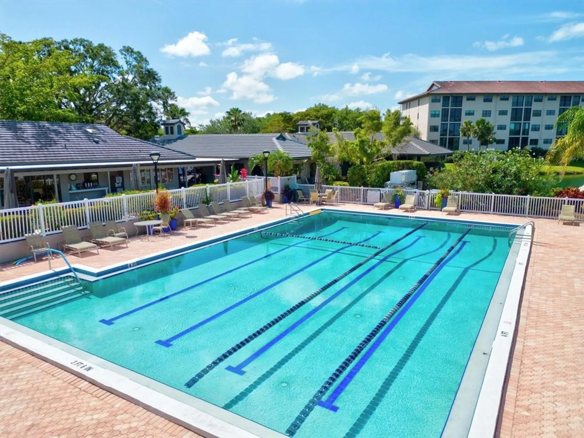 Property Slideshow image 61 of 69 | 1447 landings cir # 68, Sarasota, FL, 34231