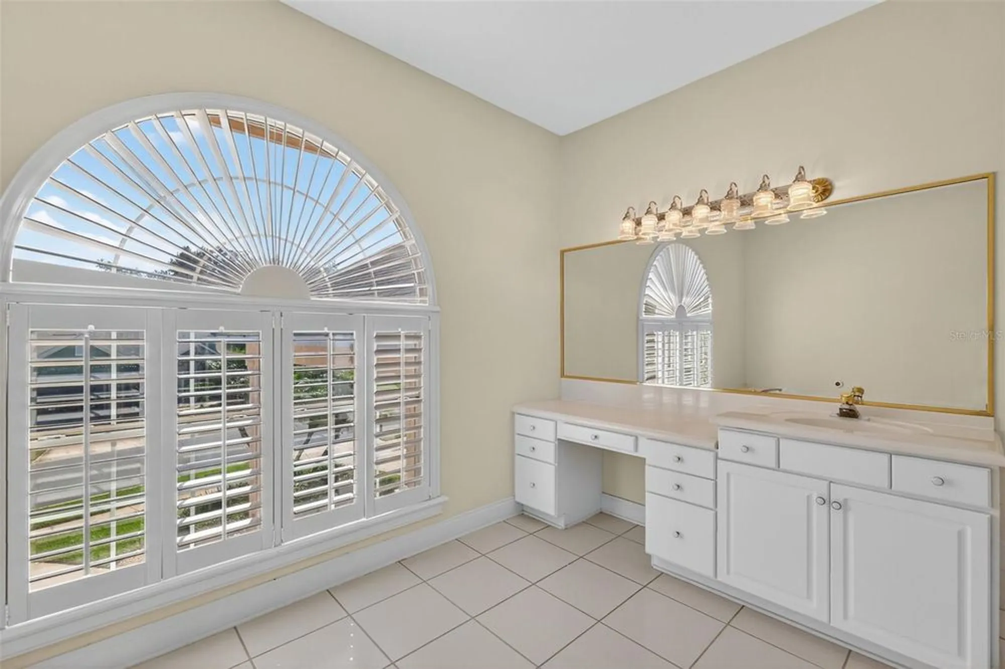 Property Slideshow image 28 of 80 | 1861 edgewater dr, Mount Dora, FL, 32757