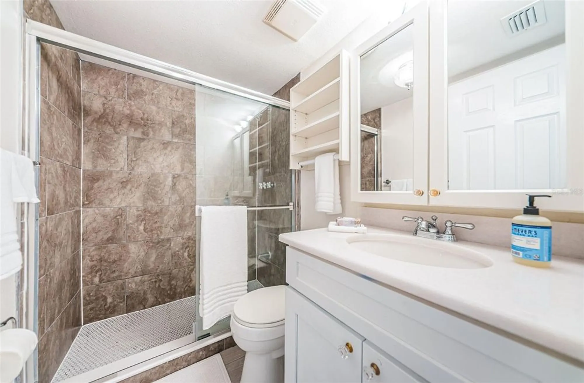 Property Slideshow image 32 of 63 | 6145 sun blvd apt 107, St Petersburg, FL, 33715