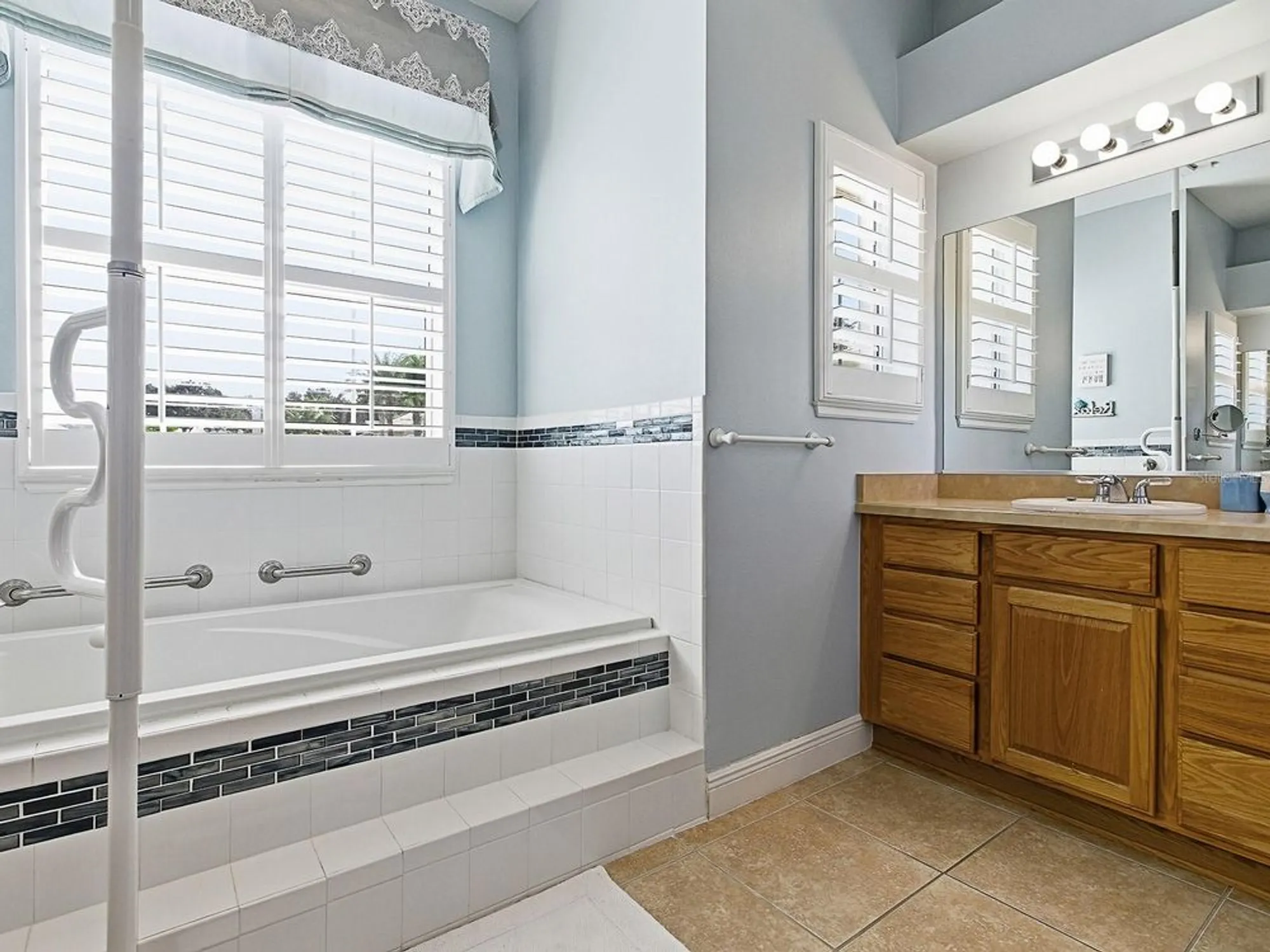 Property Slideshow image 37 of 66 | 17627 se 88th covington cir, The Villages, FL, 32162