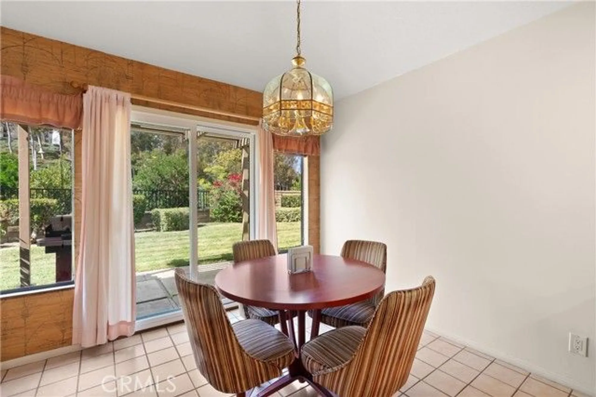 Property Slideshow image 22 of 43 | 28037 via tirso, Mission Viejo, CA, 92692