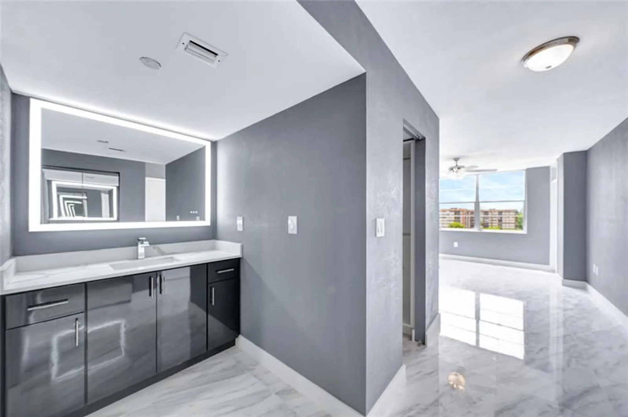 Property Slideshow image 20 of 53 | 1100 saint charles pl 708, Pembroke Pines, FL, 33026