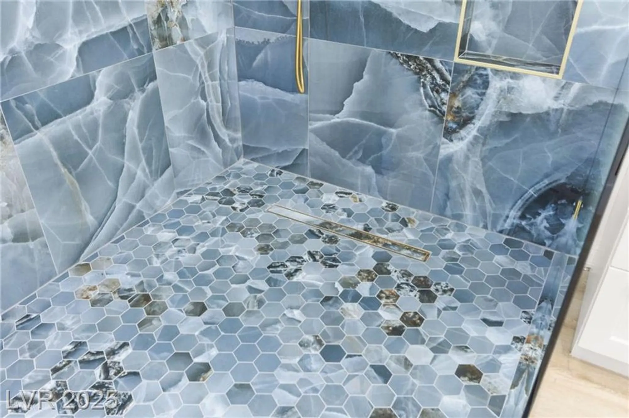 Property Slideshow image 49 of 99 | 3004 darby falls dr, Las Vegas, NV, 89134