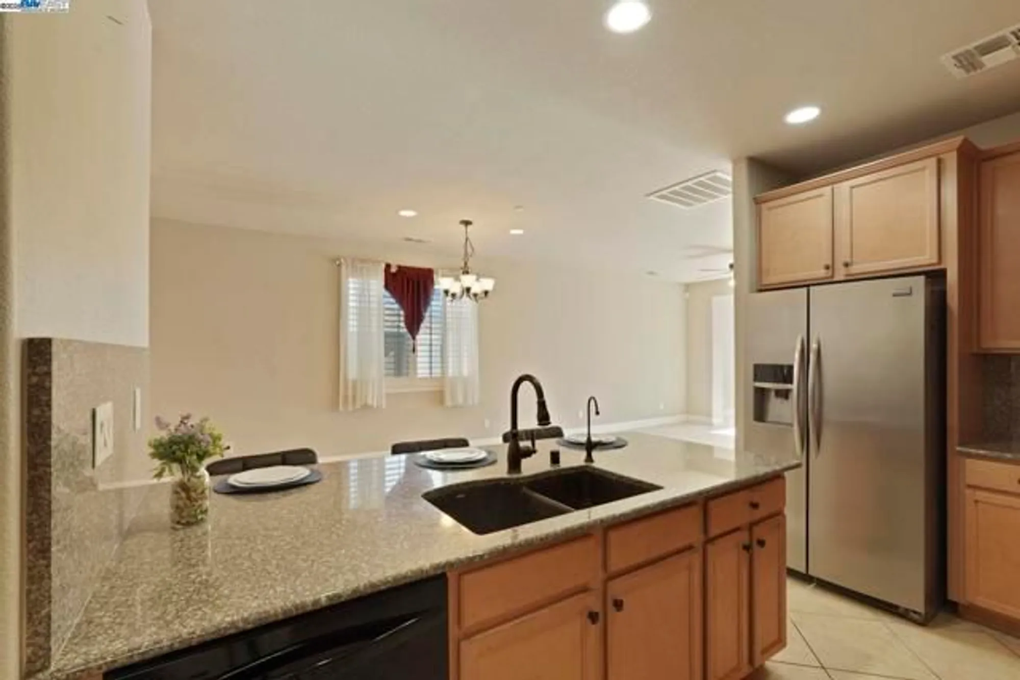 Property Slideshow image 12 of 54 | 2961 clear point way, Manteca, CA, 95336