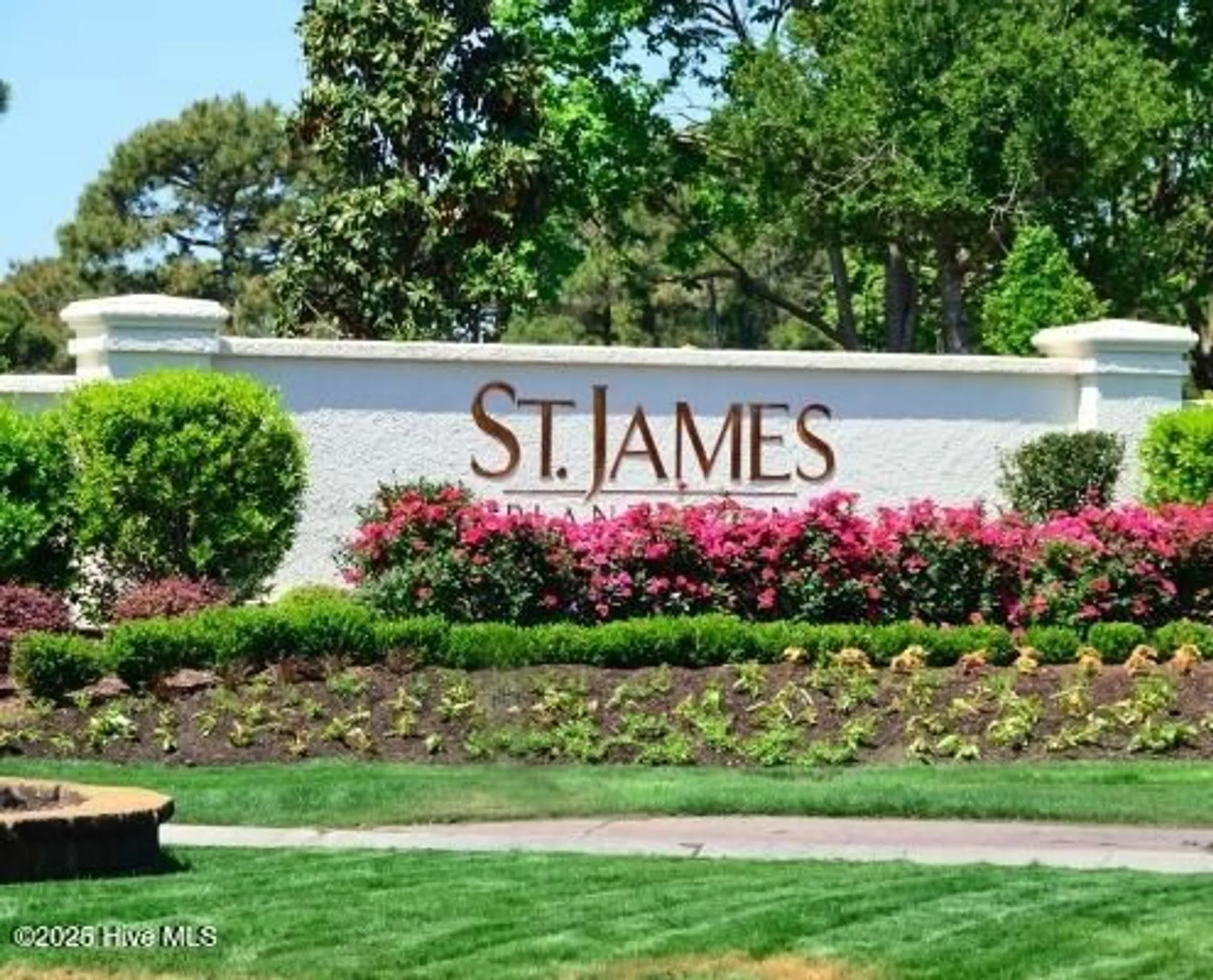 Property Slideshow image 43 of 75 | 3350 club villa dr 2104, Southport, NC, 28461